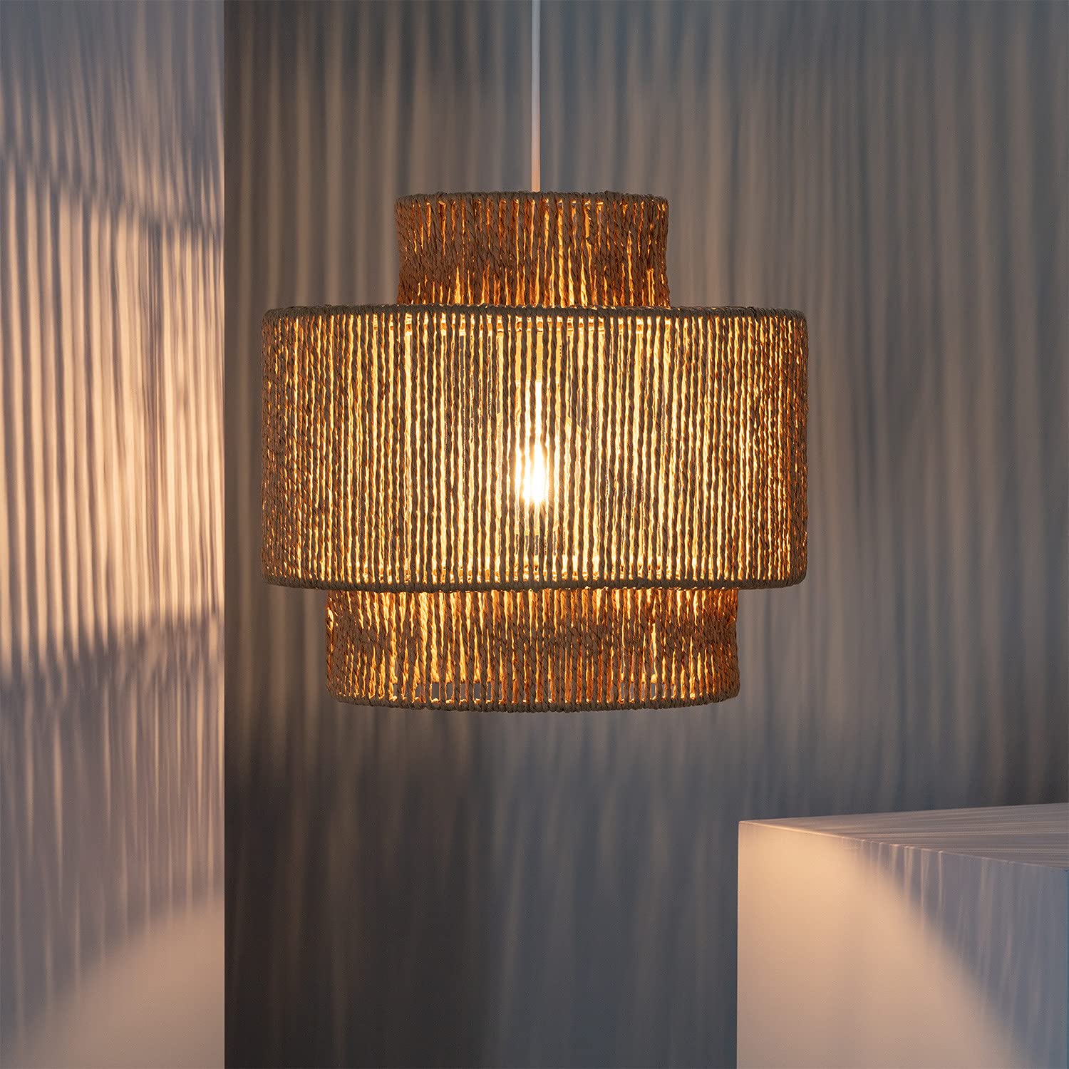 LEDKIA LIGHTING - Lámpara Colgante Neka | Diseño Natural y Elegante | Compatible con Bombilla E27 | Altura Ajustable | Uso Interior | IP20; Natural; Papel Trenzado