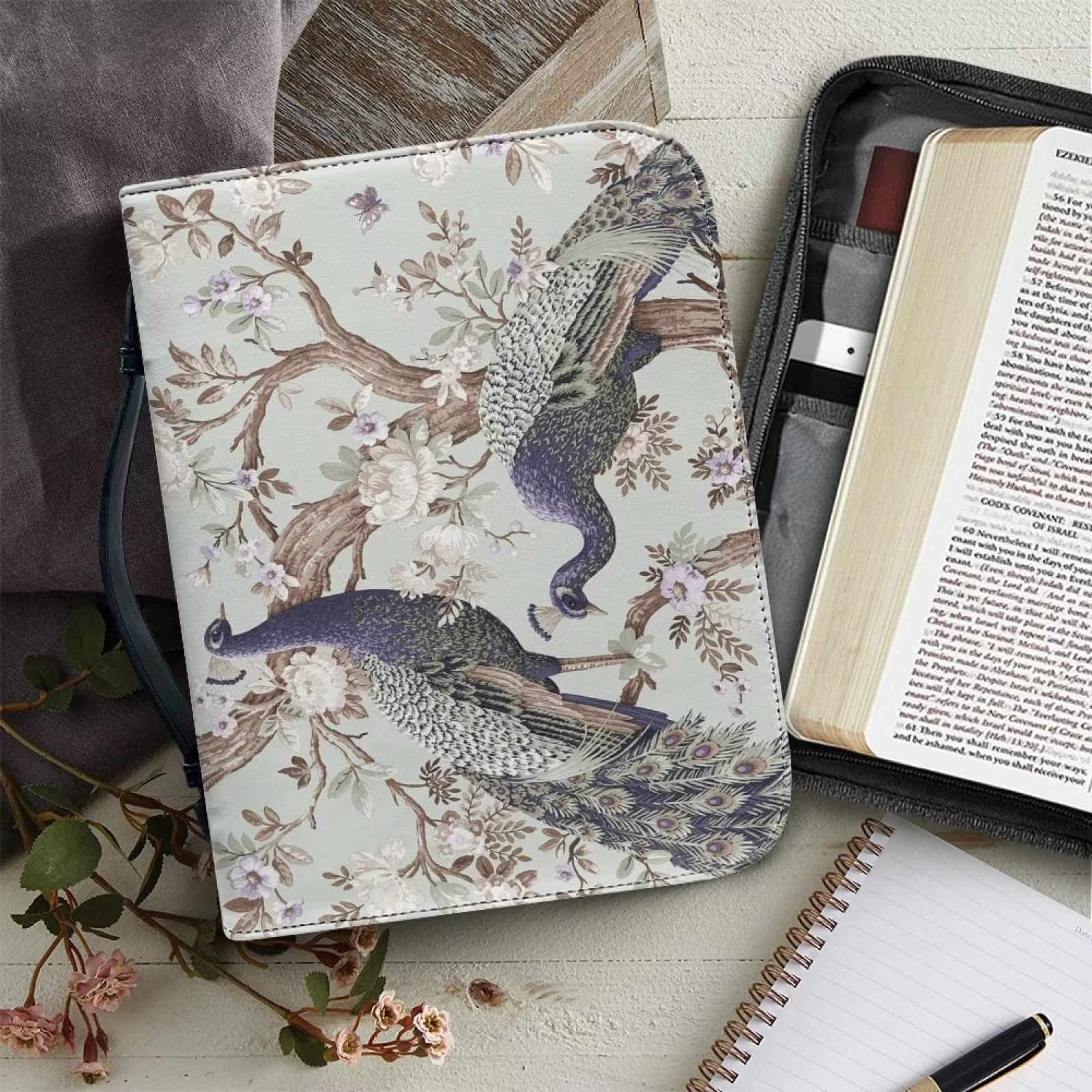 Christian Art Gifts Klassieke kunstlederen bijbelhoes voor mannen en vrouwen: Be Strong and Courageous - Joshua 1