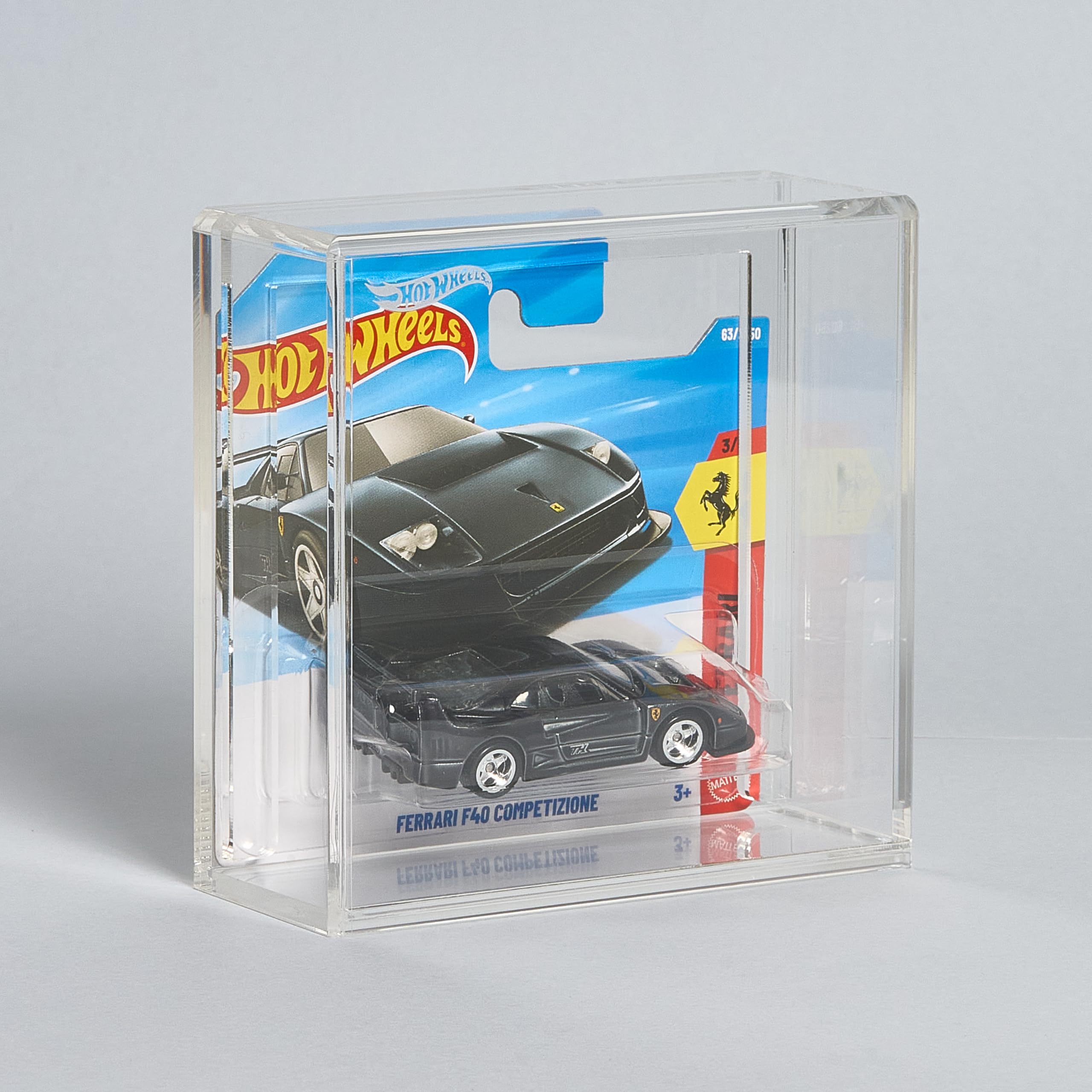 Hot Wheels Vitrina expositora de metacrilato para Modelos Hot Wheels Carta Corta, Escala 1:64, Protege Tus STH con Nuestra Vitrina expositora Oficial