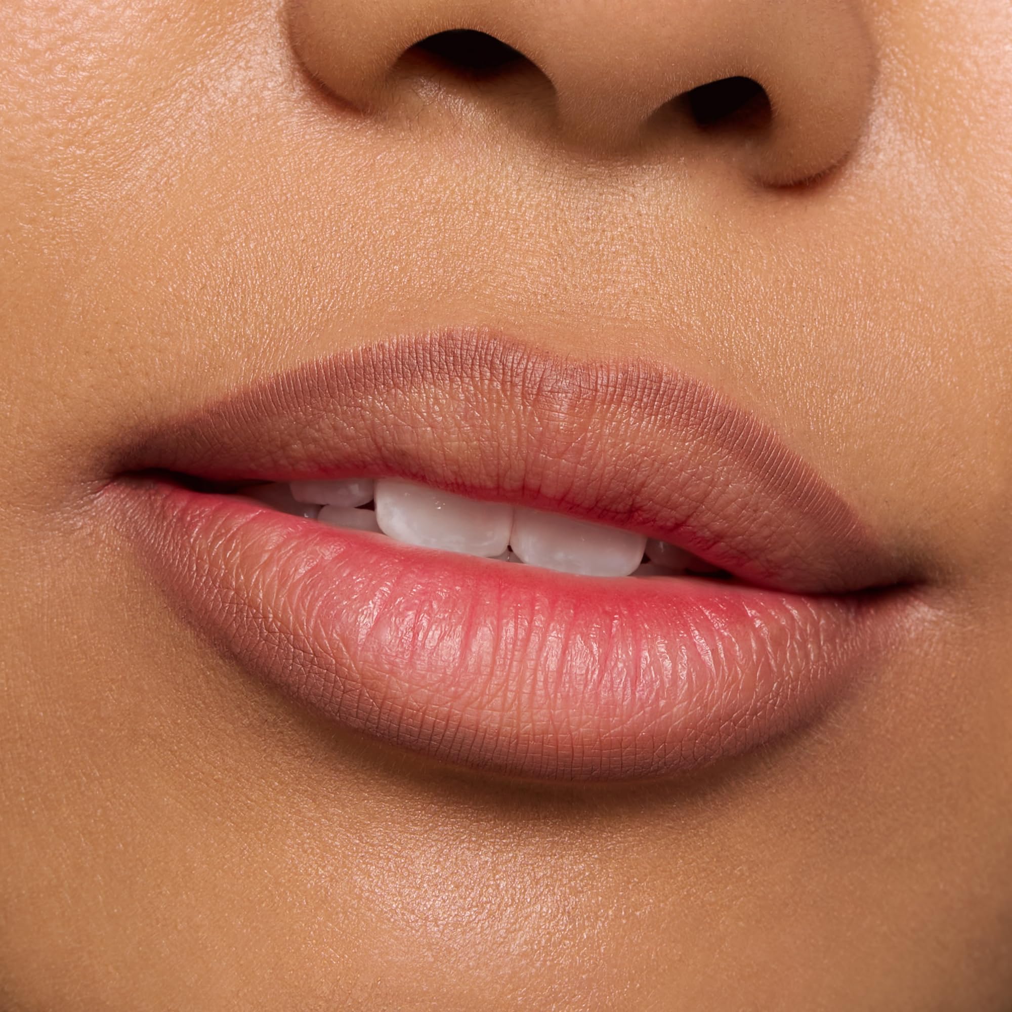 Essence - Kredka do ust 8H Matte Comfort - 16 Run, Don't Walk!