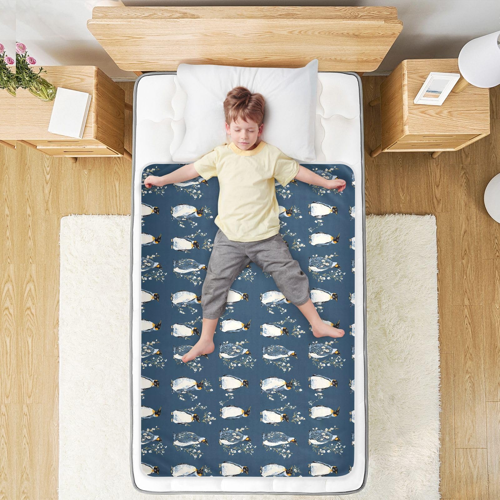 Chic Pingouin Blue - Housse de matelas à langer réutilisable extra large et résistante à l'eau pour bébé - Doux pour la peau - Pour les tout-petits - 142 cm
