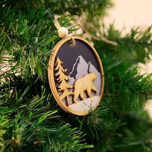Miniatura 5 de Adorno de oso de madera 3D de 4 pulgadas, decoración rústica de árbol de Navidad de bosque de montaña