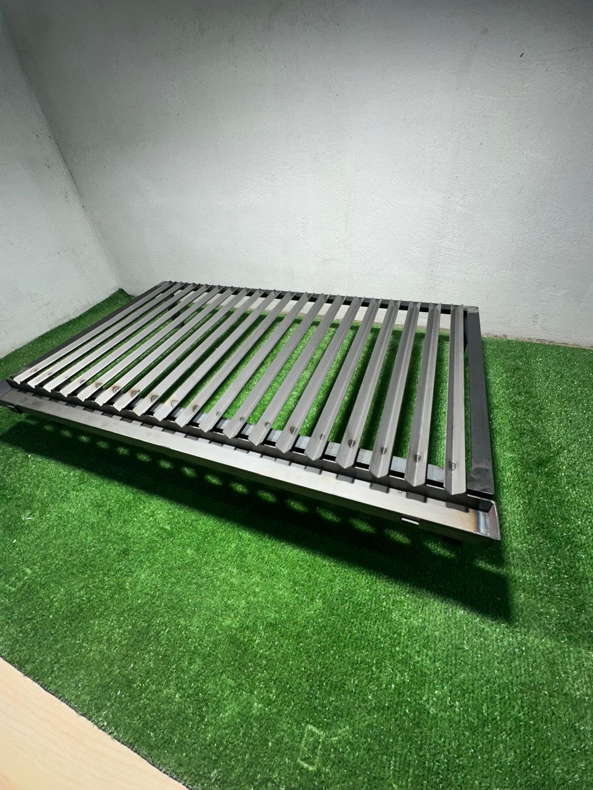 Grill Argentina per barbecue con grasso Asta V in ferro/acciaio al carbonio rinforzato (70 x 50 cm)