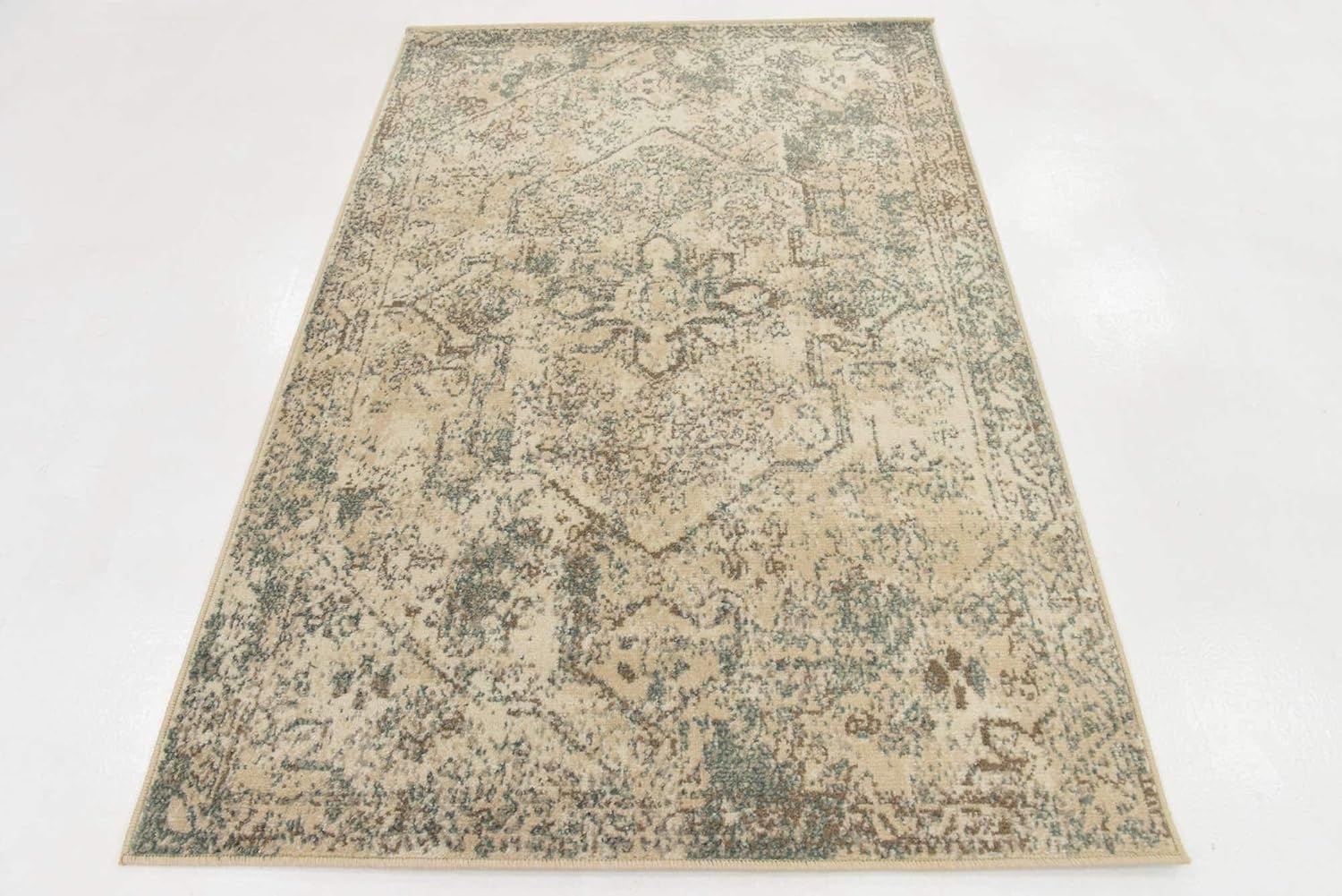 Geometric Gray Synthetic 4' x 6' Easy-Care Area Rug