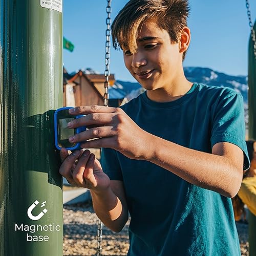 Miniatura 8 de Polaroid - Cámara de acción WiFi de doble pantalla 4K 18mp, impermeable con batería recargable integrada y accesorios de montaje para vlogging