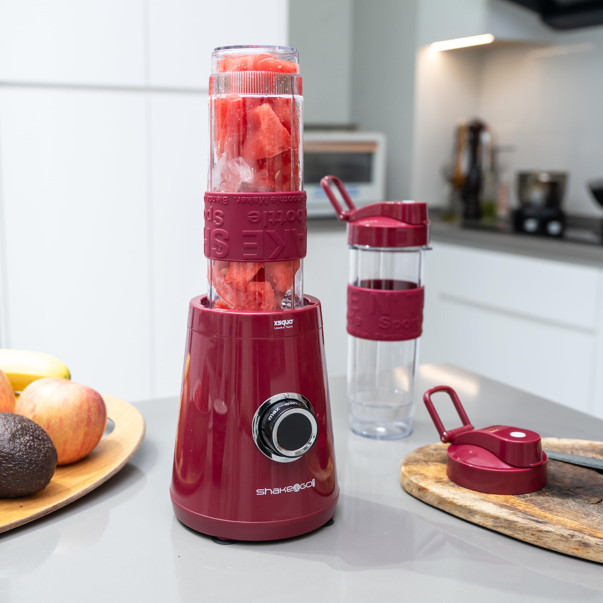 XSQUO Useful Tech Lot de 2 bouteilles Shaker de 570 ml avec couvercle et poignée, anti-goutte, sans BPA, compatibles avec les smoothies, les protéines, compatibles avec mixeur Shake & Go