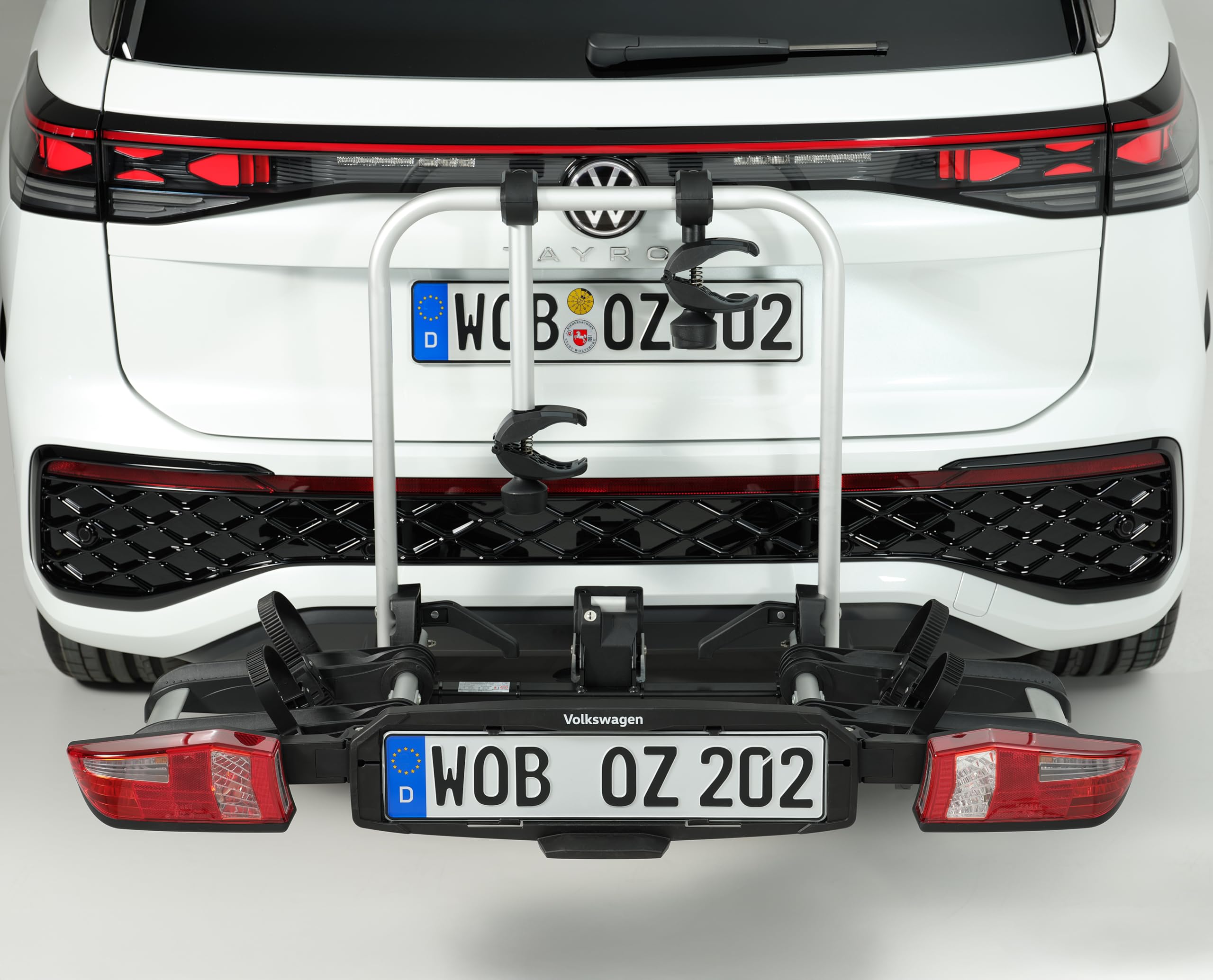 Volkswagen 000071105T Premium Fahrradträger für Anhängerkupplung, 2 Fahrräder, 60 kg Traglast, Klappbar, 13-polig, mit Diebstahlsicherung, Silber/Schwarz