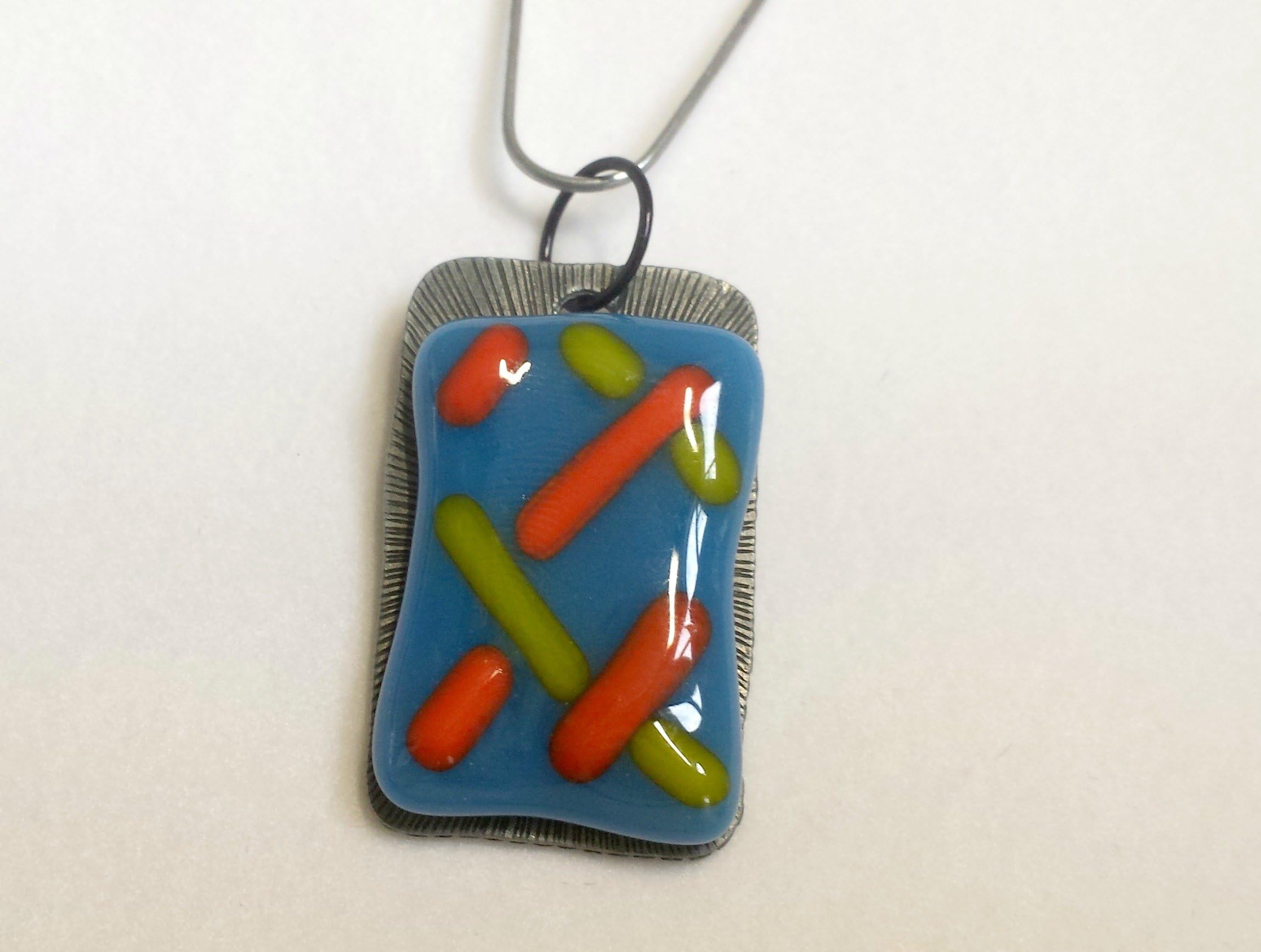 Fused glass key chain - Tolkien qoute - wander key chain - orange - blue - yellow - keychain - pendant - glass pendant keychain - blue glass
