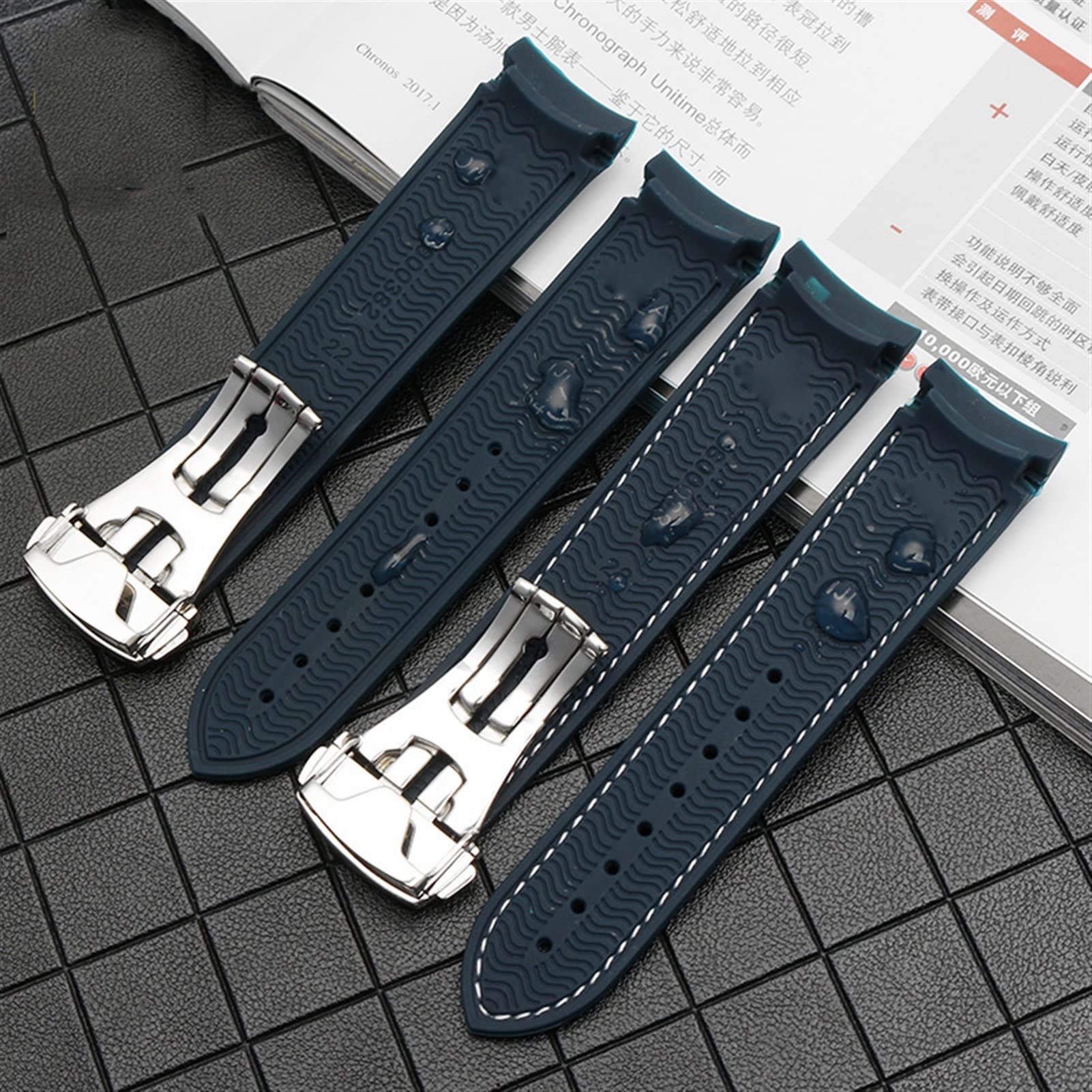 INFRI Convient pour les bracelets de montre en silicone de 20 mm 22 mm avec sangles de bracelet incurvé pliable.