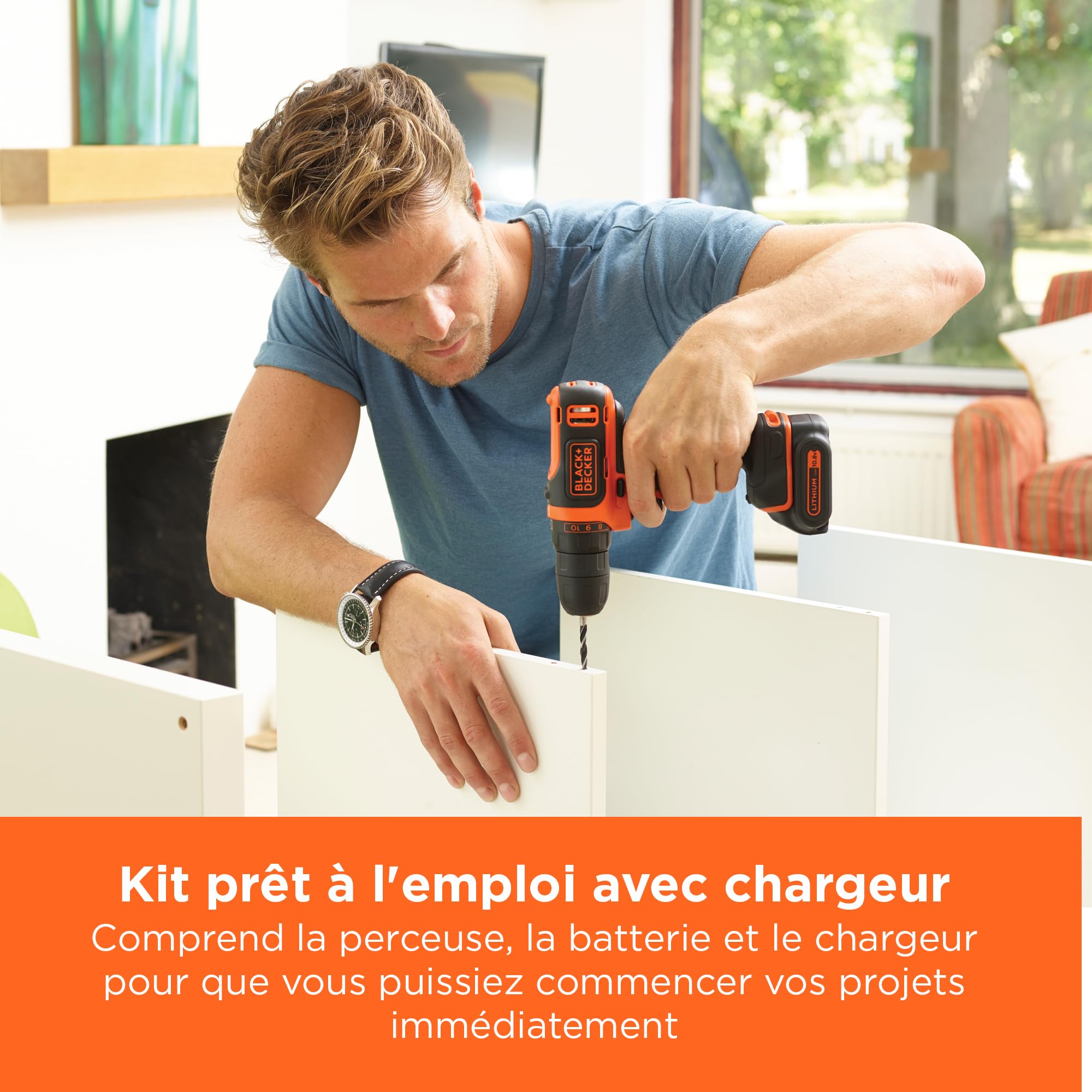 BLACK+DECKER Perceuse sans fil ultra-compacte avec lampe de travail LED, batterie Li-Ion 10,8 V et chargeur, BDCDD12-QW