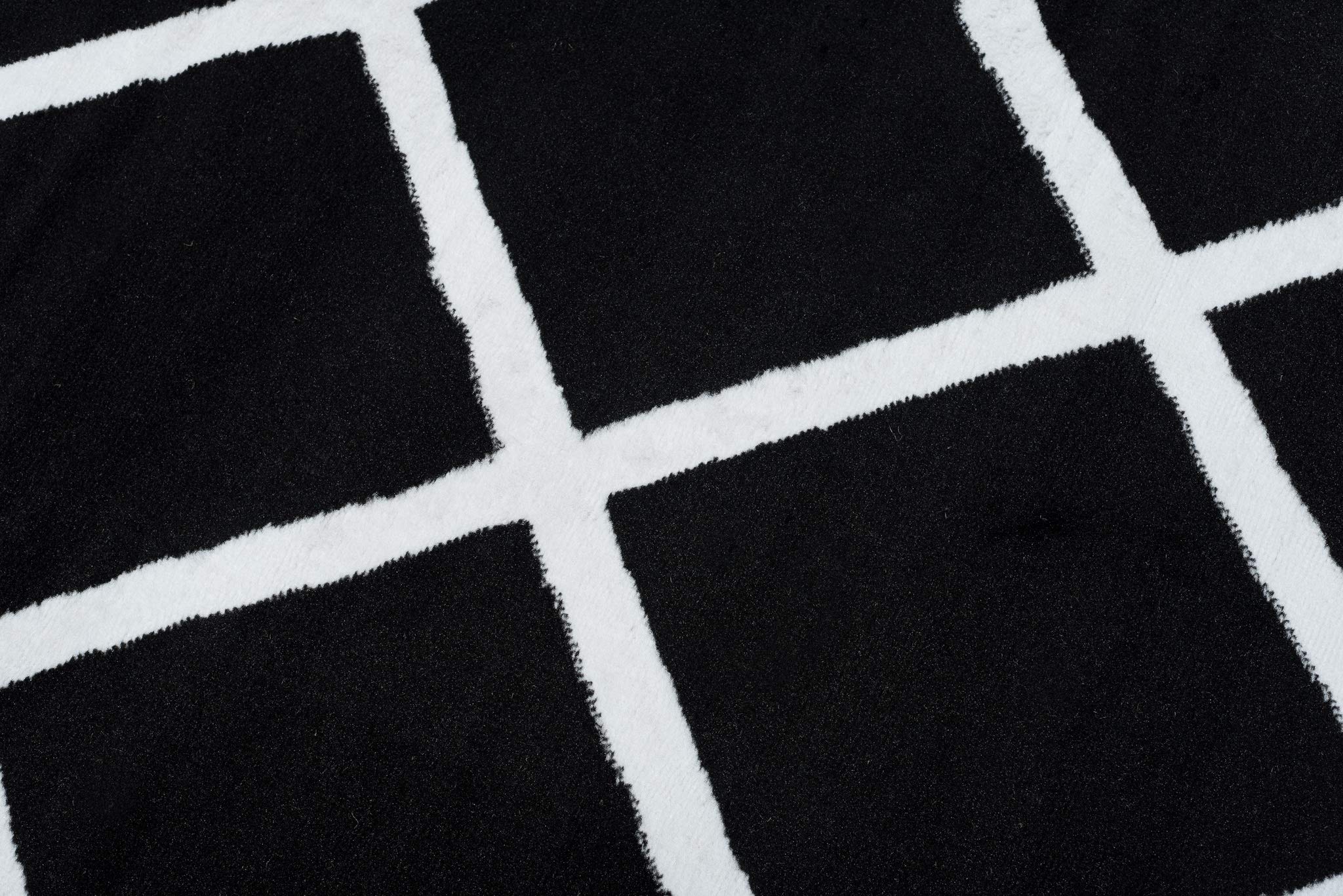 Tapiso Luksusowy dywan z krótkim włosiem, czarno-biały, nowoczesny, geometryczny, kratka, wzór w kwadrat, do salonu, Ökotex 250 x 300 cm