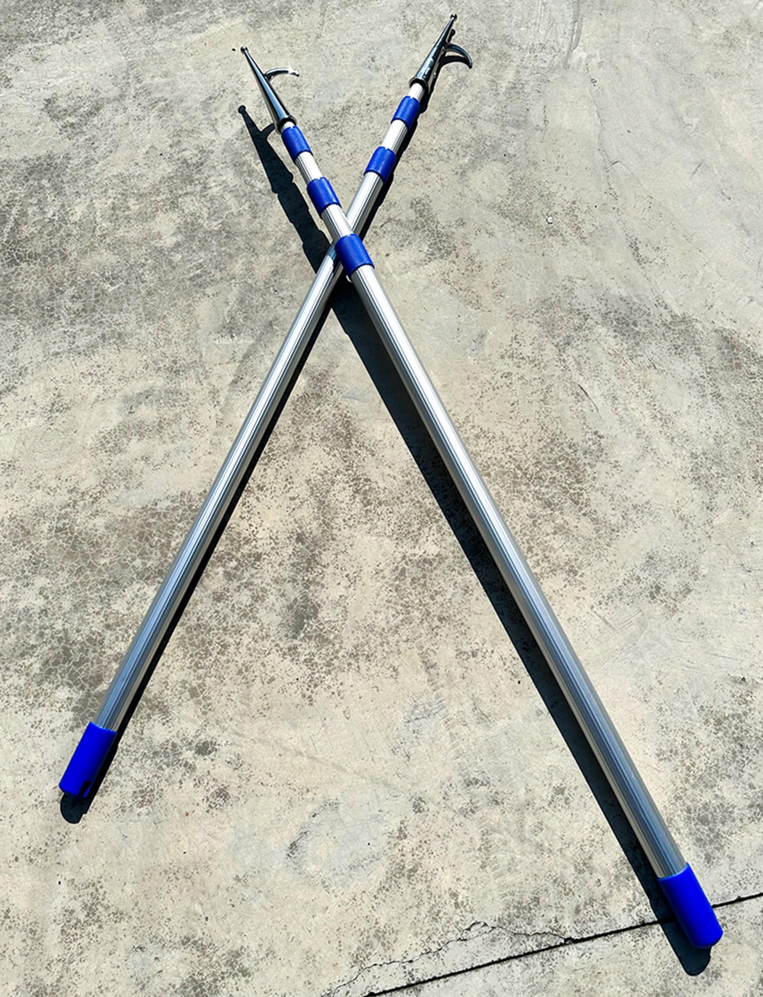 GHHVFEC Telescopic Aluminum Pole with Stainless Steel Hook for Docking, Water Rescue, and Boat Push Pull