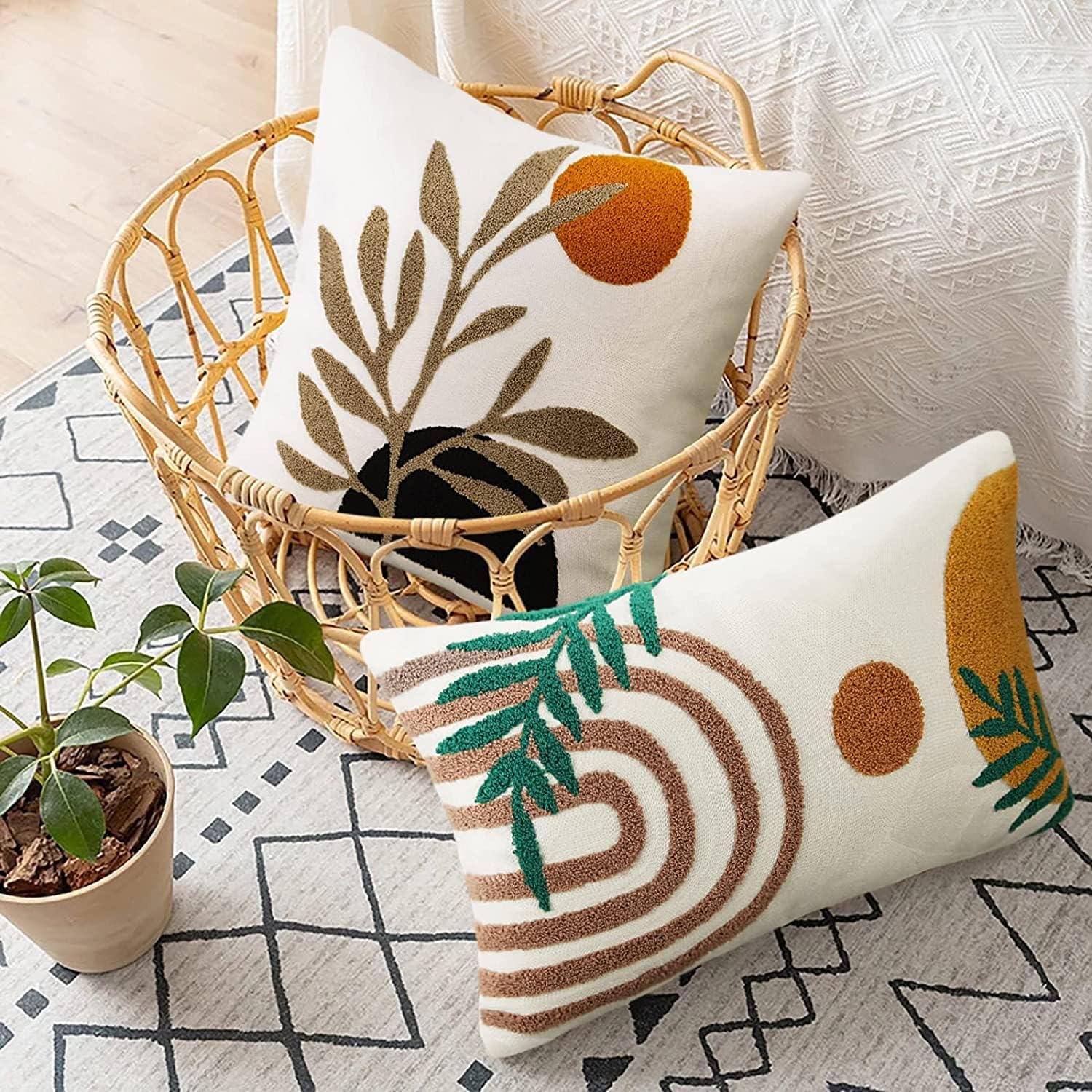 Merrycolor Boho Pillow Covers 20x20 Tufted Mid Century Modern Throw Pillow Covers Abstract Leaf Pillow Cover Aesthetic Boho Pillows Decorative Large Pillows for Couch Bed Sofa Living Room 1PC