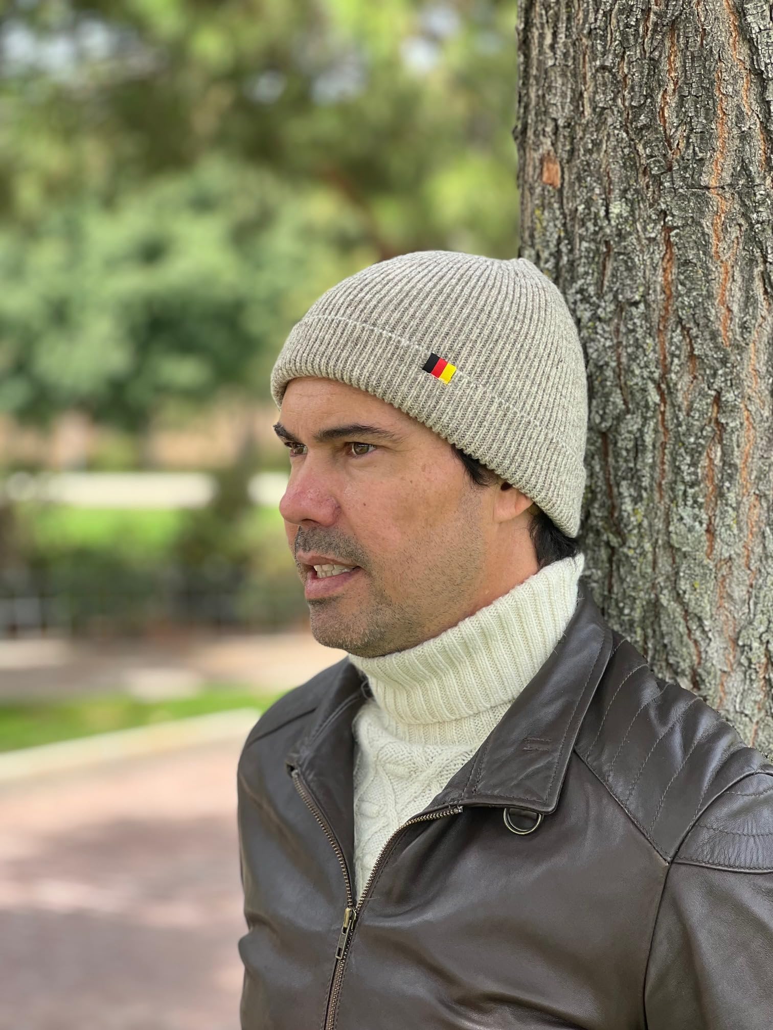 Patriia Berretto con bandiera tedesca 100% lana merino, realizzato a mano, cappello di lana da uomo, berretto da donna