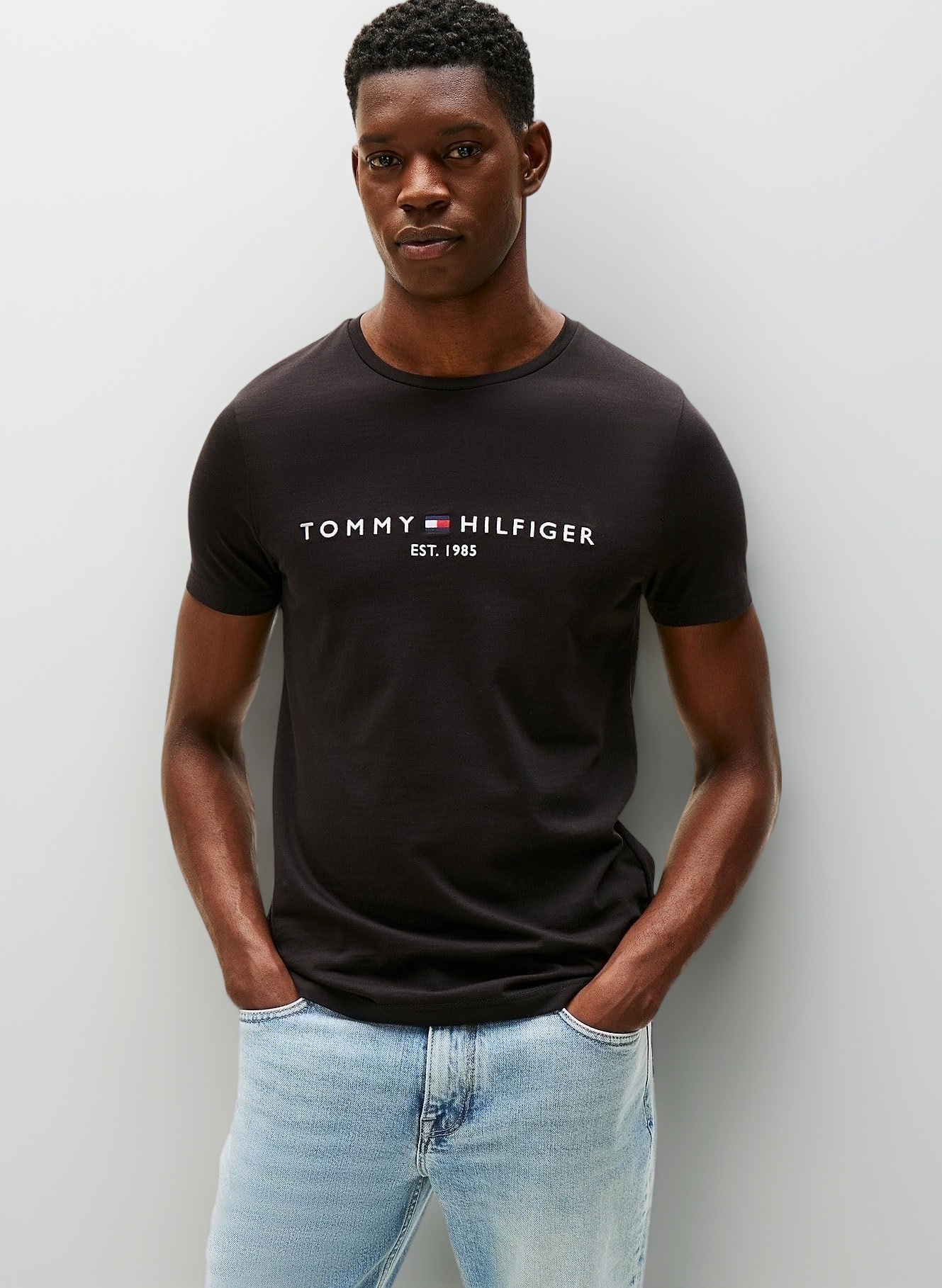 Short-sleeve T-shirt