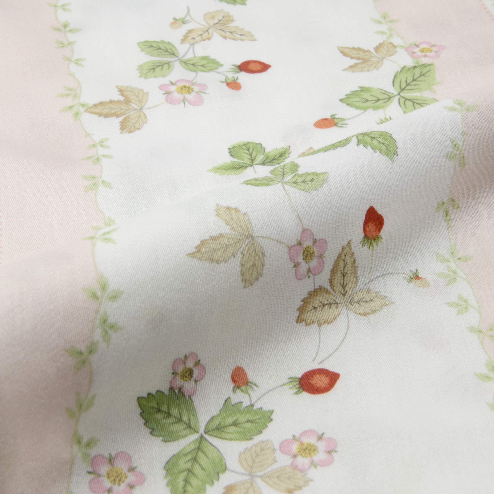 Amazon｜nishikawa 【 西川 】 枕カバー 70X50cm ウェッジウッド