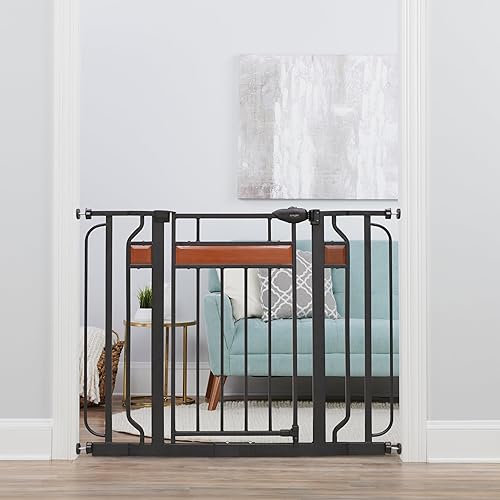Regalo Home Accents walk-through Gate en negro