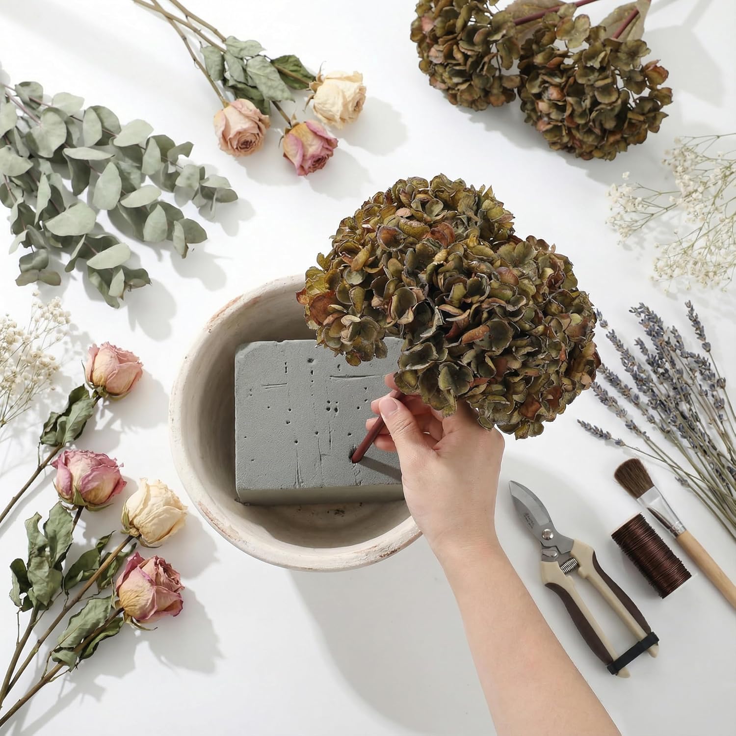 Fall Artificial Dried Hydrangea Flowers, Vintage Green Dried Look, Fall Faux Flowers, Single Stem (Autumn Green, 4pcs) - Image 9