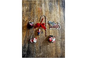 Nostalgic Vintage Santa Ornament Set