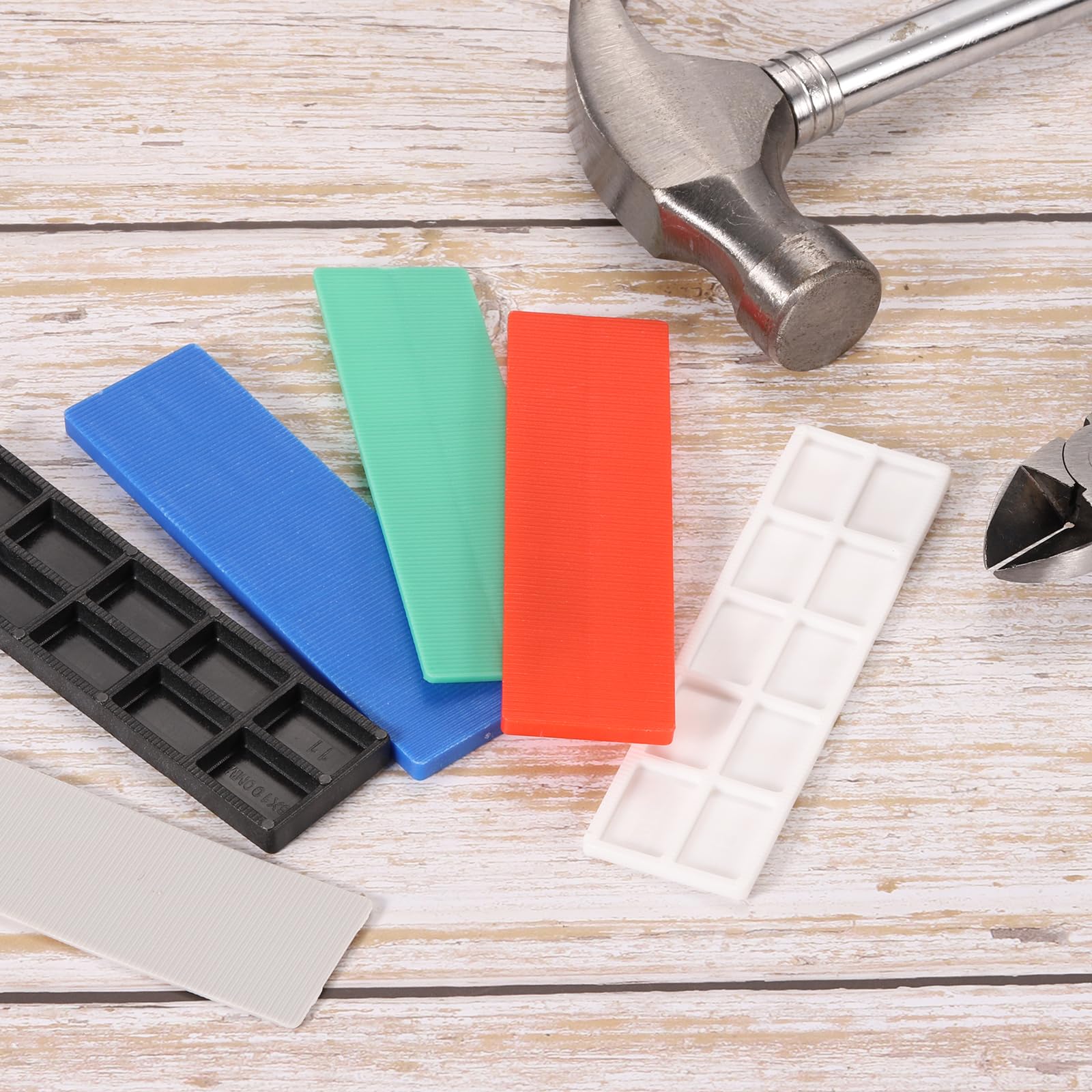 QUARKZMAN 100 Pezzi Spessori in Plastica 100 x 28 x 2 mm Distanziatori Piastrelle Cunei Piastre Piastre Compensazione Blocco Spessore Mobili Vetro per Finestra, Verde