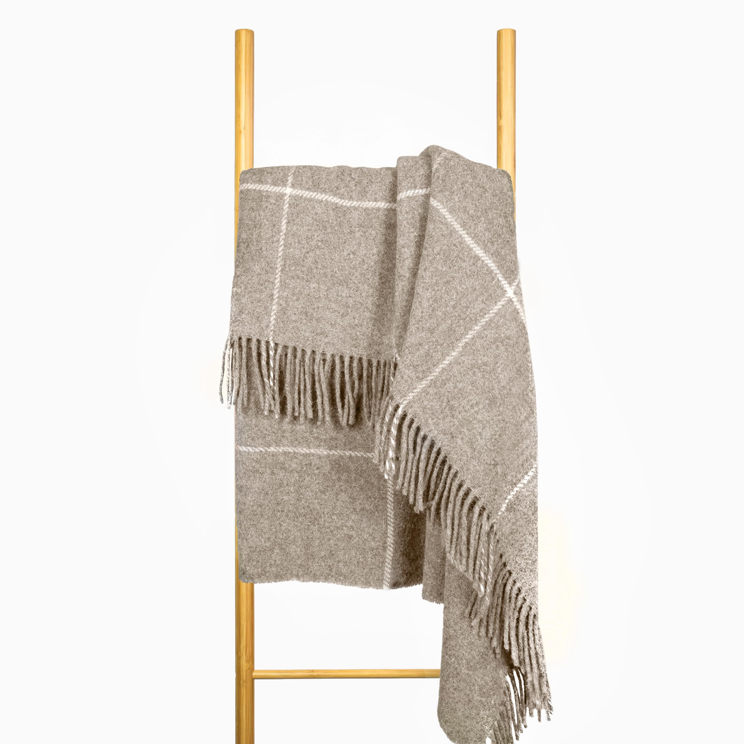 Manta de Lana 140x200 cm, 100% Pura de Nueva Zelanda, Plaid de Lana Suave para Cama y Sofá, Colcha como Cubrecama para Sofás, Elegante Cubrecama con Flecos – Nostra Zelandia Wool Manta Grande