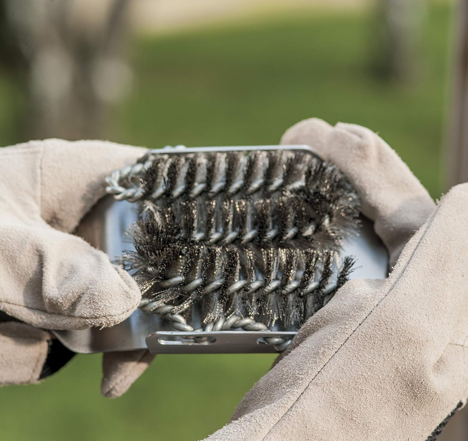 Weber Style Stainless Steel Grill Brush With Replaceable Head