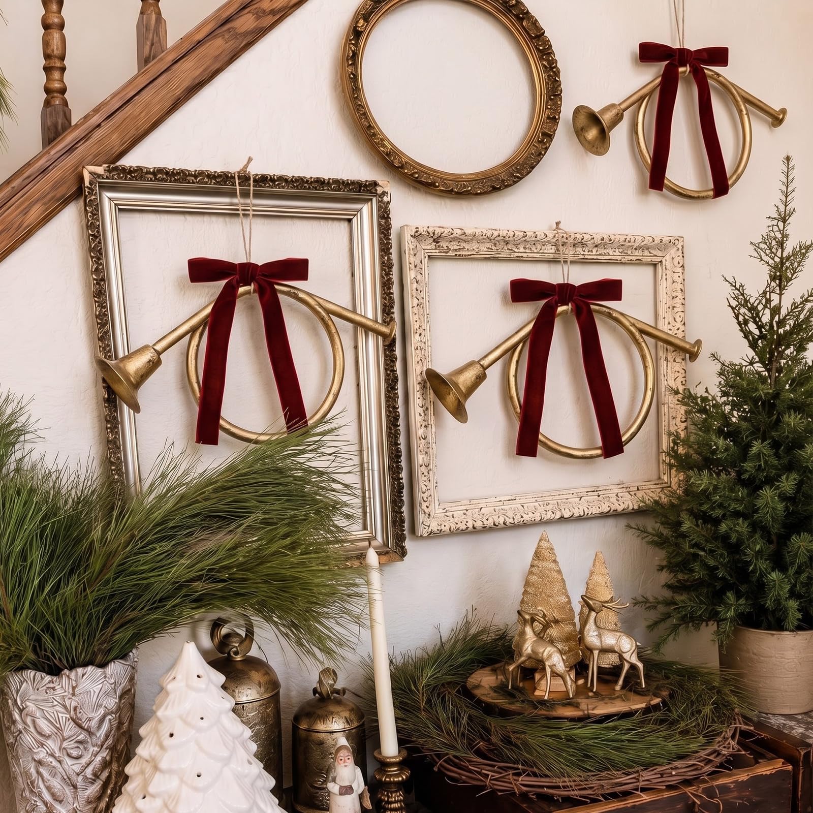 Civaner Set di 6 ornamenti natalizi da appendere in corno francese, 6 ornamenti in ottone con 6 fiocchi in velluto bordeaux per albero di Natale strumento musicale ornamento per le vacanze