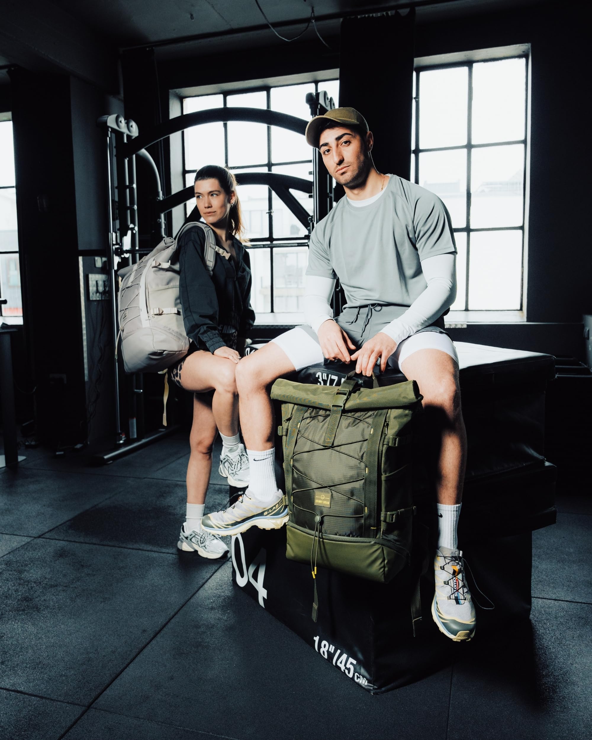 Johnny Urban Sac à Dos Homme Femme - Allen Large Move - Sac Ordinateur Portable Avec De Nombreux Compartiments - Pour Travail Voyage Loisirs Sport - Hydrofuge