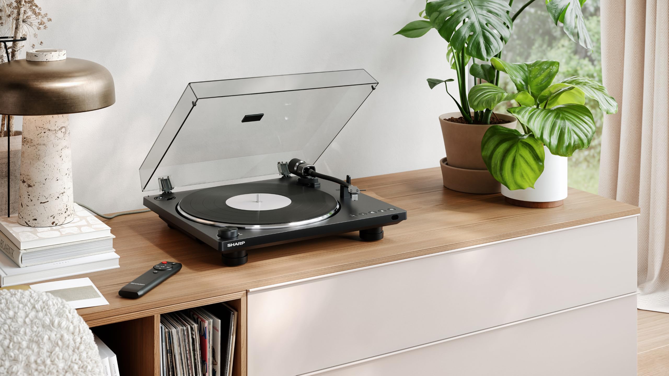 Sharp RP-TT95 vollautomatischer Plattenspieler mit Bluetooth 5.4 | Schallplattenspieler | USB-C-Recording | Audio-Technica Tonabnehmer | Staubschutzhaube | schwarzes ABS-Deck