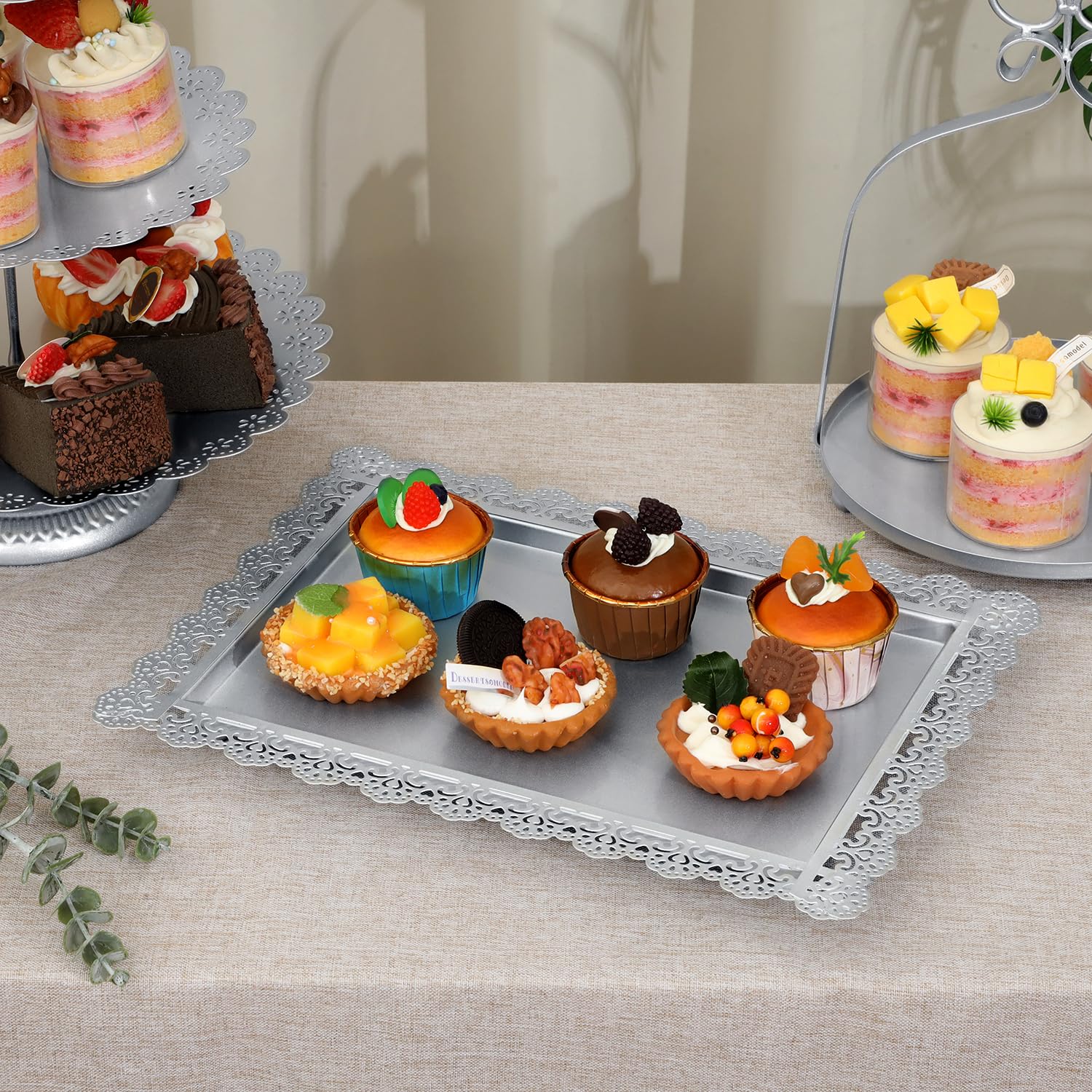 ZUMELER Alzata per torte argentata per cupcake e dessert, set di 3 vassoi a 3 livelli per biscotti e caramelle, piatti da portata per baby shower, matrimoni, tea party, 9 pezzi in metallo