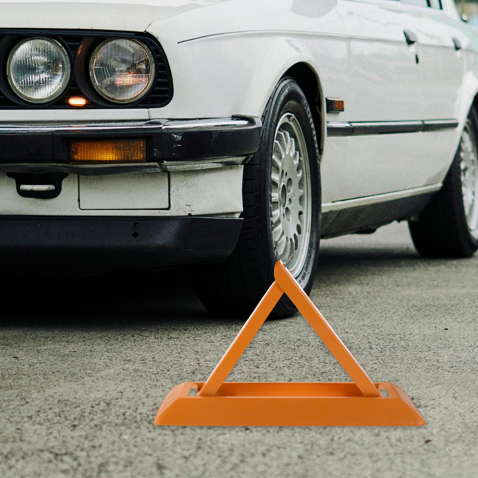 Estacionamiento Fácil Barrera de Acero de Triangular Reforzado Diseño Anticollision Uso para Espacios Residenciales y Plazas de Aparcamiento Seguros