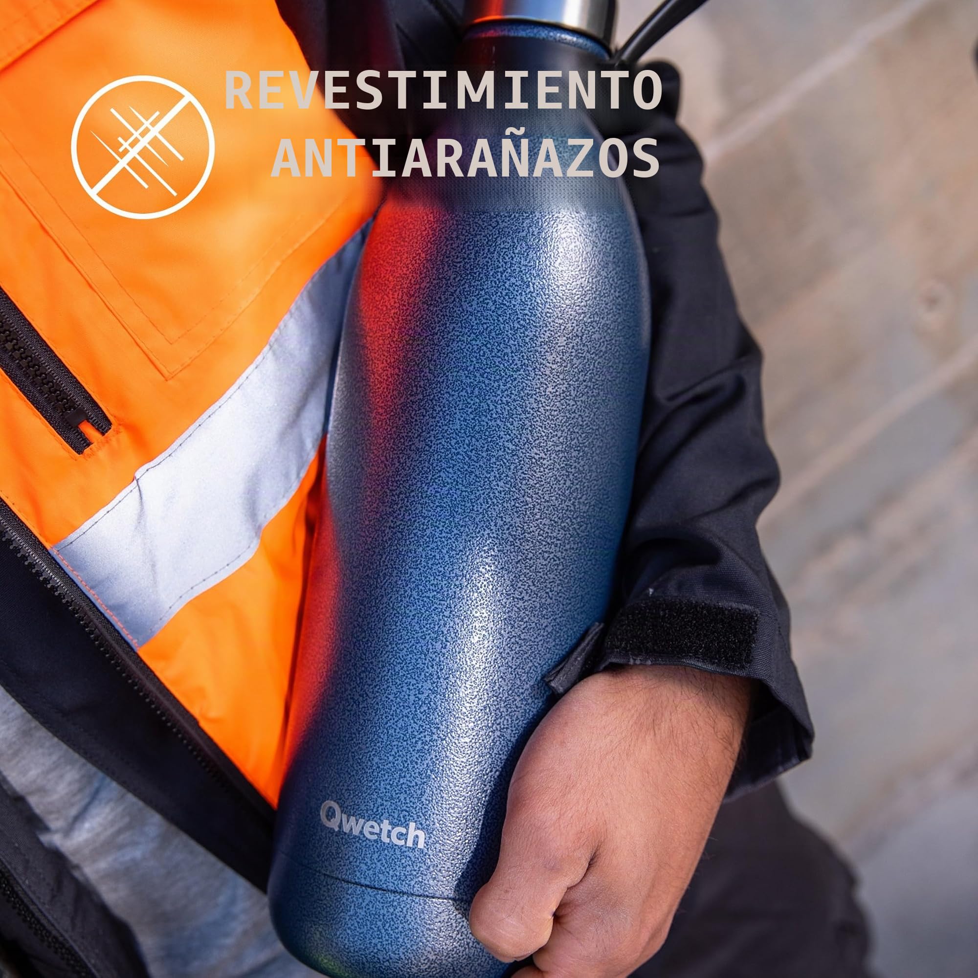 Qwetch - Botella isotérmica TITAN ROC 2L Blue Navy – Ultra resistente con revestimiento antiarañazos – 48 h frío/16 h caliente – Resistente al agua, lavable en lavavajillas – Botella de acero