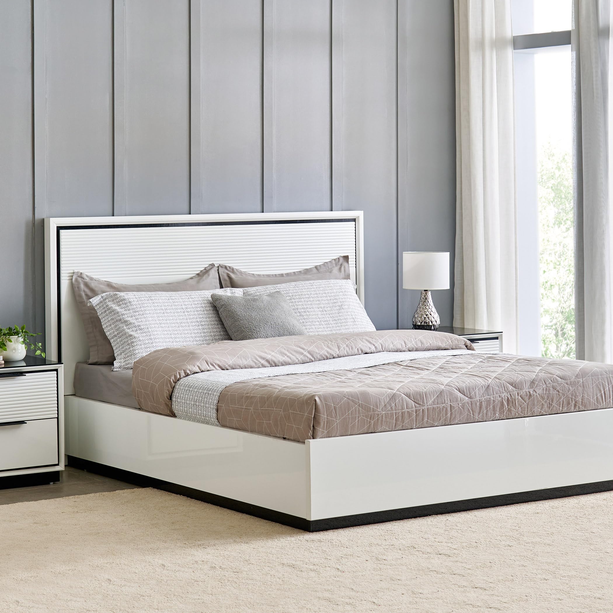 Home Centre Sterling Lenard King Bed with Box Storage - White-image-16