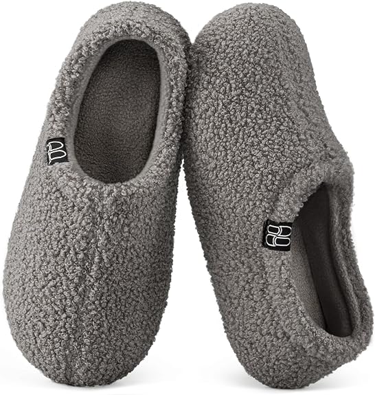 Discover the Best Indoor Shoes for Home Comfort Now! 10 /