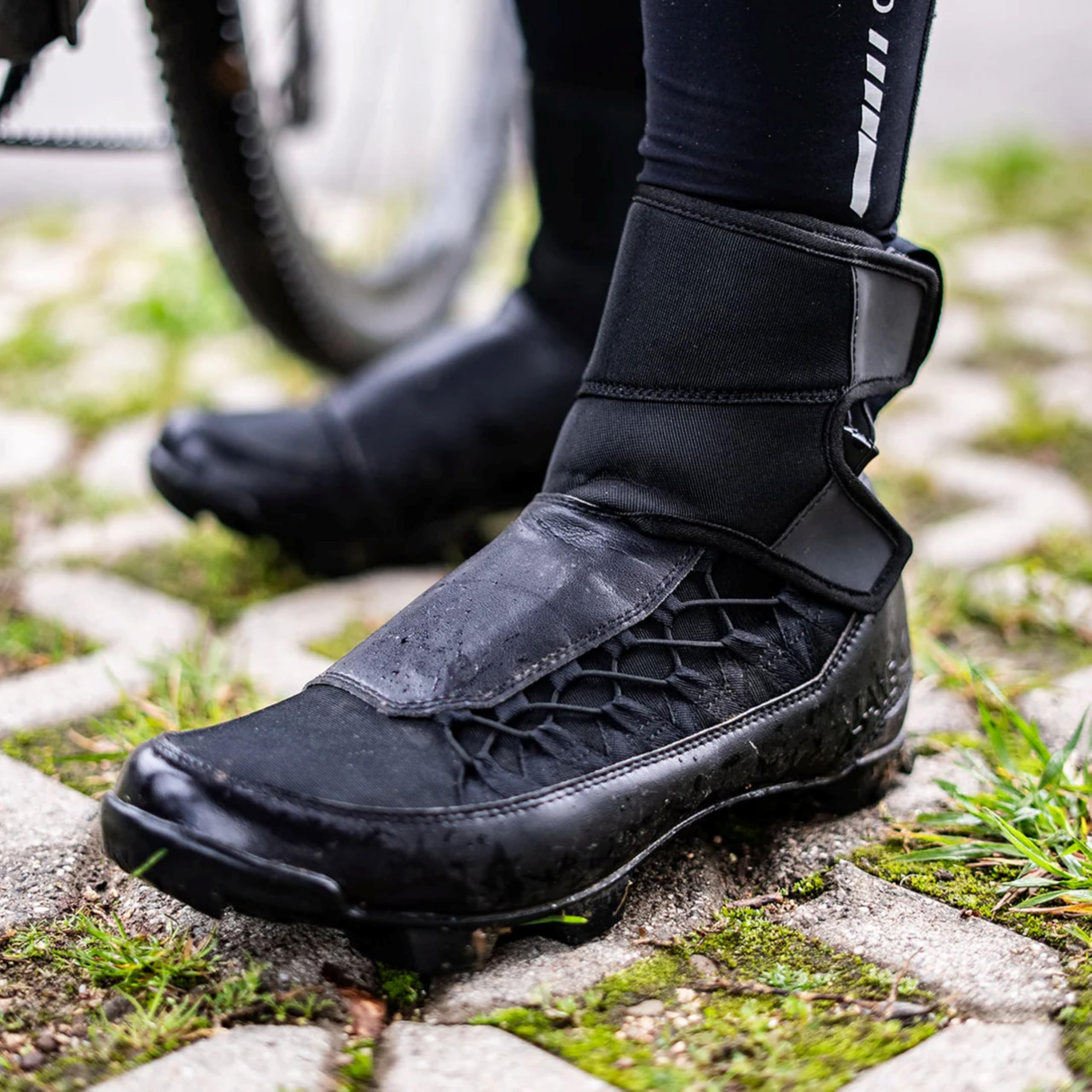 Amazon.com | Lake MXZ21-X Winter Cycling Shoe – Windproof/Water