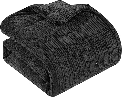 Miniatura 3 de Chic Home Ryland - Juego de edredón de 3 piezas con textura acanalada de microfelpa Sherpa  Fundas de almohada incluidas, Queen, color negro