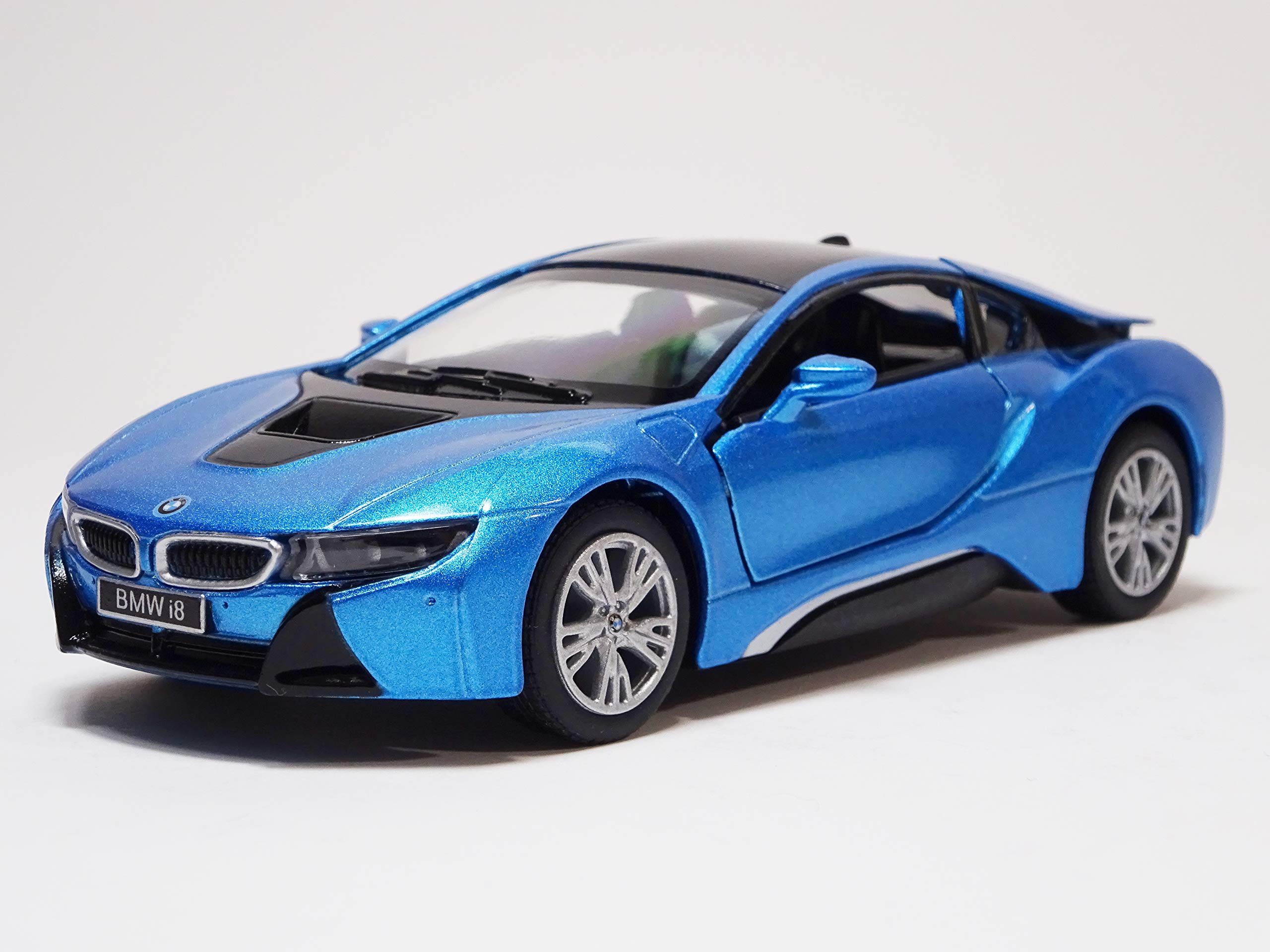 Amazon | キンスマート BMW i8 ブルー 1/36 ミニカー KT5379