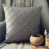 Vista 86 de The HomeCentric Funda de almohada, fundas marrones, fundas de almohada geométricas japonesas ópticas, fundas de almohada de 24 x 24 pulgadas, fundas