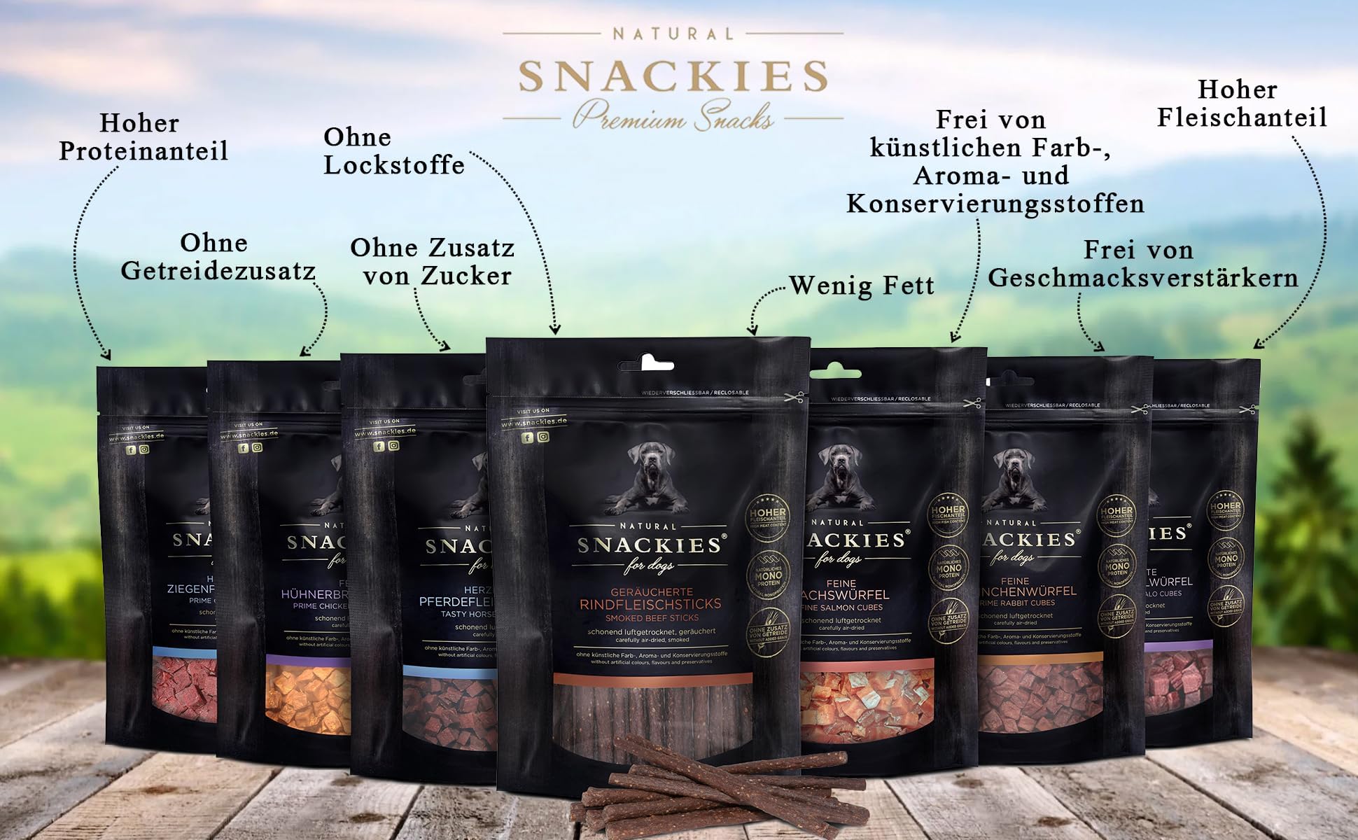 SNACKIES 16er-Pack (à 170g) Hundeleckerli Pferdefleischwürfel Premium Snacks für Hunde ohne Zusatz von Getreide, Zucker, Farb-, Aroma- und Konservierungsstoffe, luftgetrocknete Leckerli