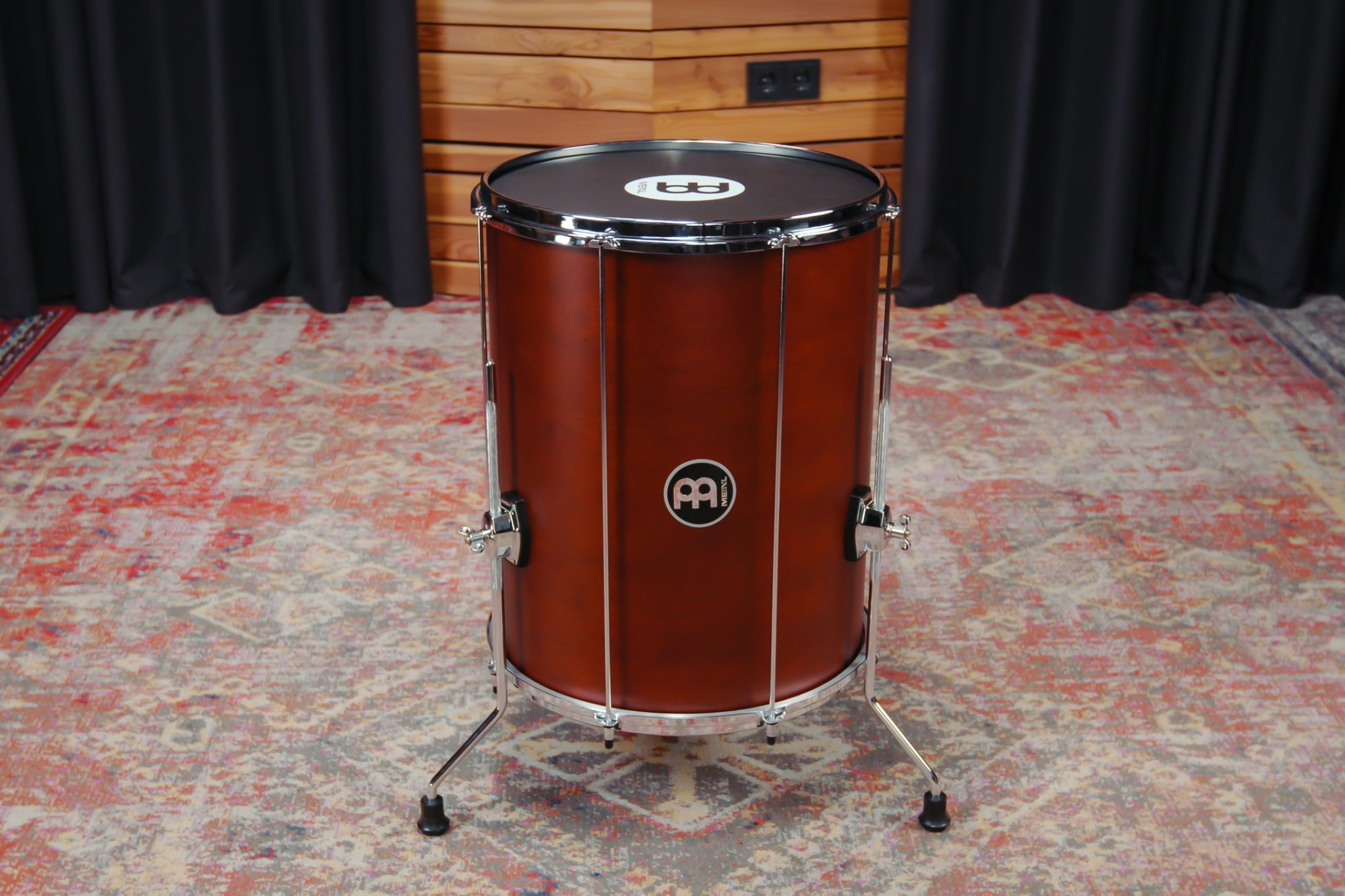 Meinl Percussion Traditional Wood Surdo – Piccolo Tamburo Samba – Altezza Regolabile – 16-Pollici Diametro – 20-Pollici Altezza – Hardwood, Brown (SU16-L-AB-M)