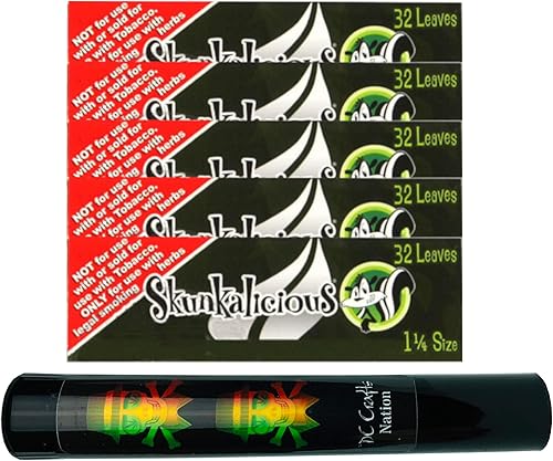 DC Crafts Nation Protector resistente a los niños con Skunk Brand Sweet Leaf 1.25 papeles de liar saborizados 5 unidades - Rasta Skull
