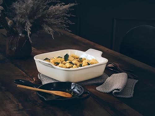 Miniatura 24 de Le Creuset Gres Heritage Plato cuadrado, 3 cuartos de galón (9"), Oyster