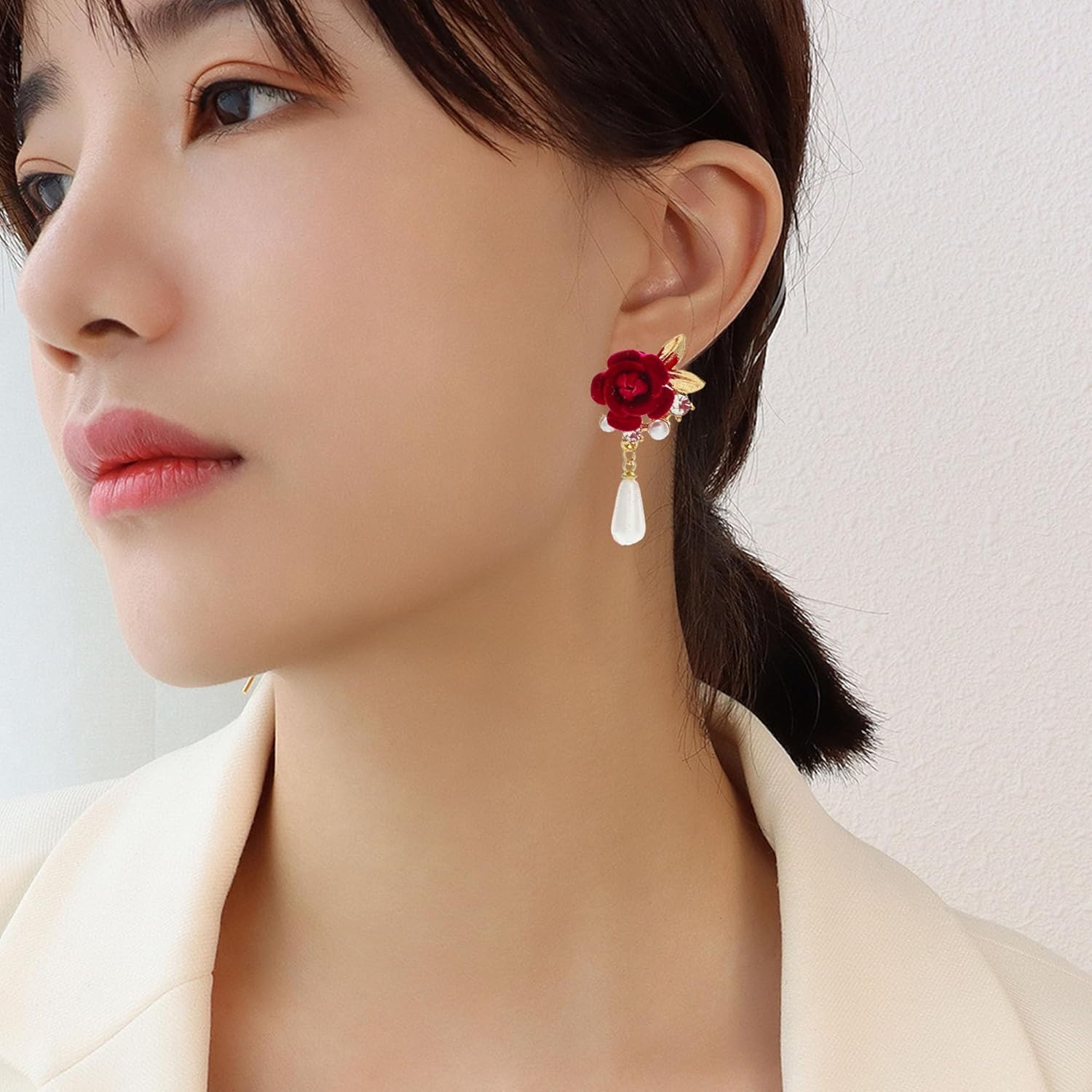Vintage Camellia Pearl Stud Earrings for Women Rhinestone Red Camellia Flower Pearl Water Droplet Tassel Dangle Earrings Wedding Jewelry - Image 3