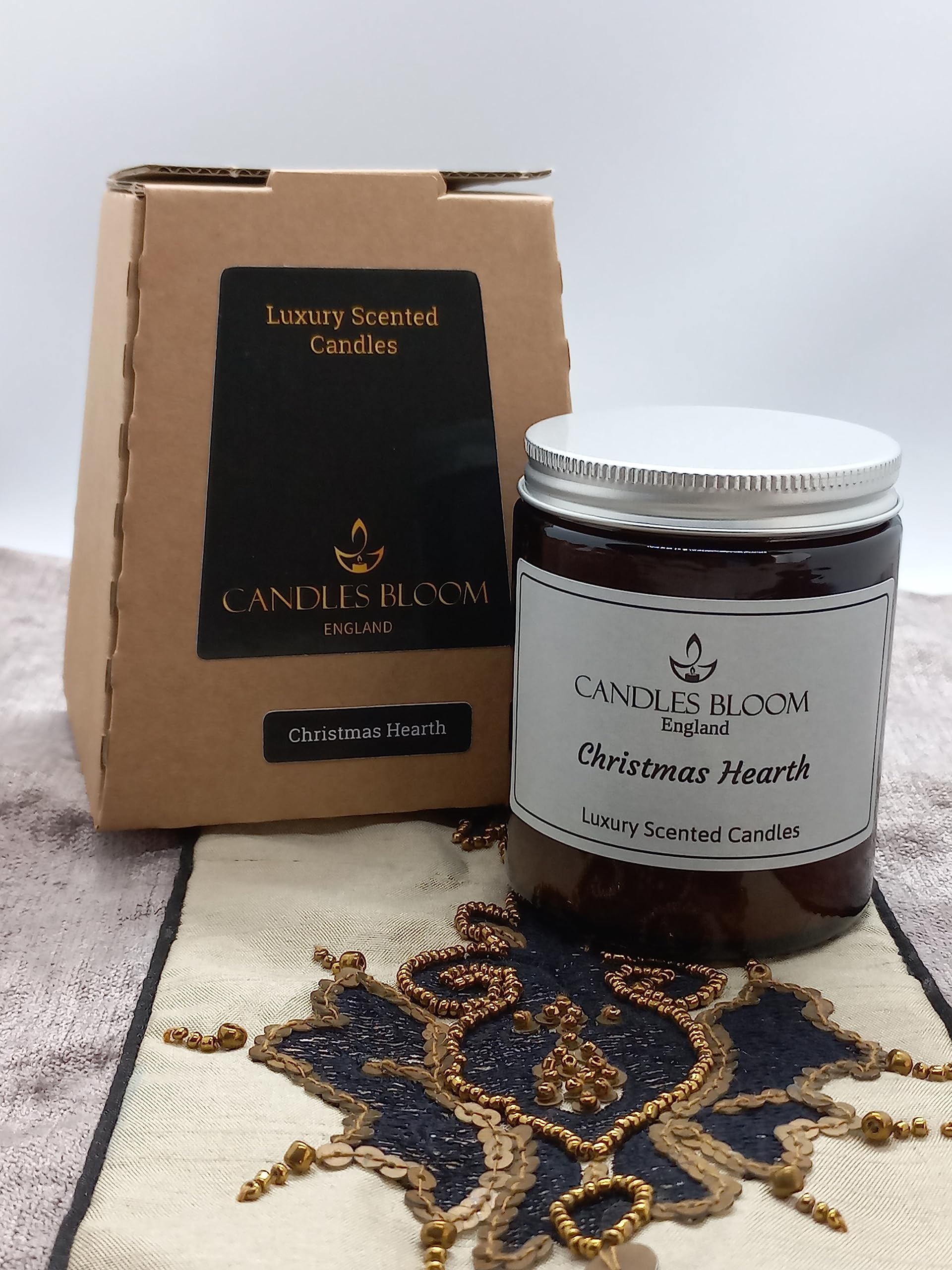 Christmas Hearth 180ml Amber Jar Scented Candle - 35 Hour Burn Time - Eco & Vegan Friendly