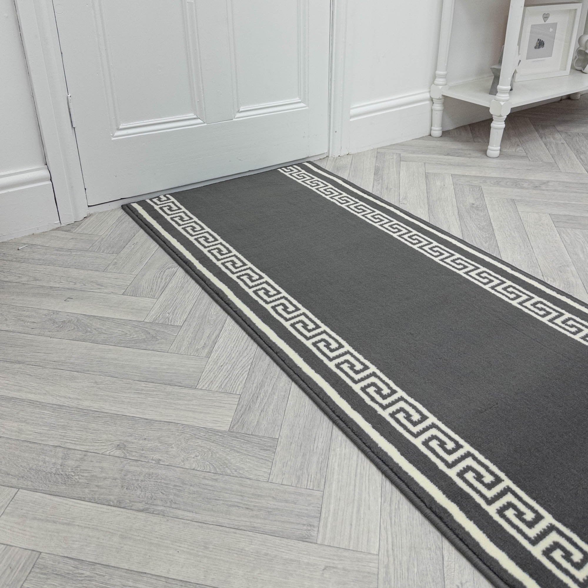 runrug Soft & Luxurious Hallway Runner Rug - Comfortable Carpet for Hall, Kitchen & Corridor - Multiple Sizes - Stain-Resistant, Dirt-Resistant - 100cm x 210cm - 9mm Thick - Key, Grey