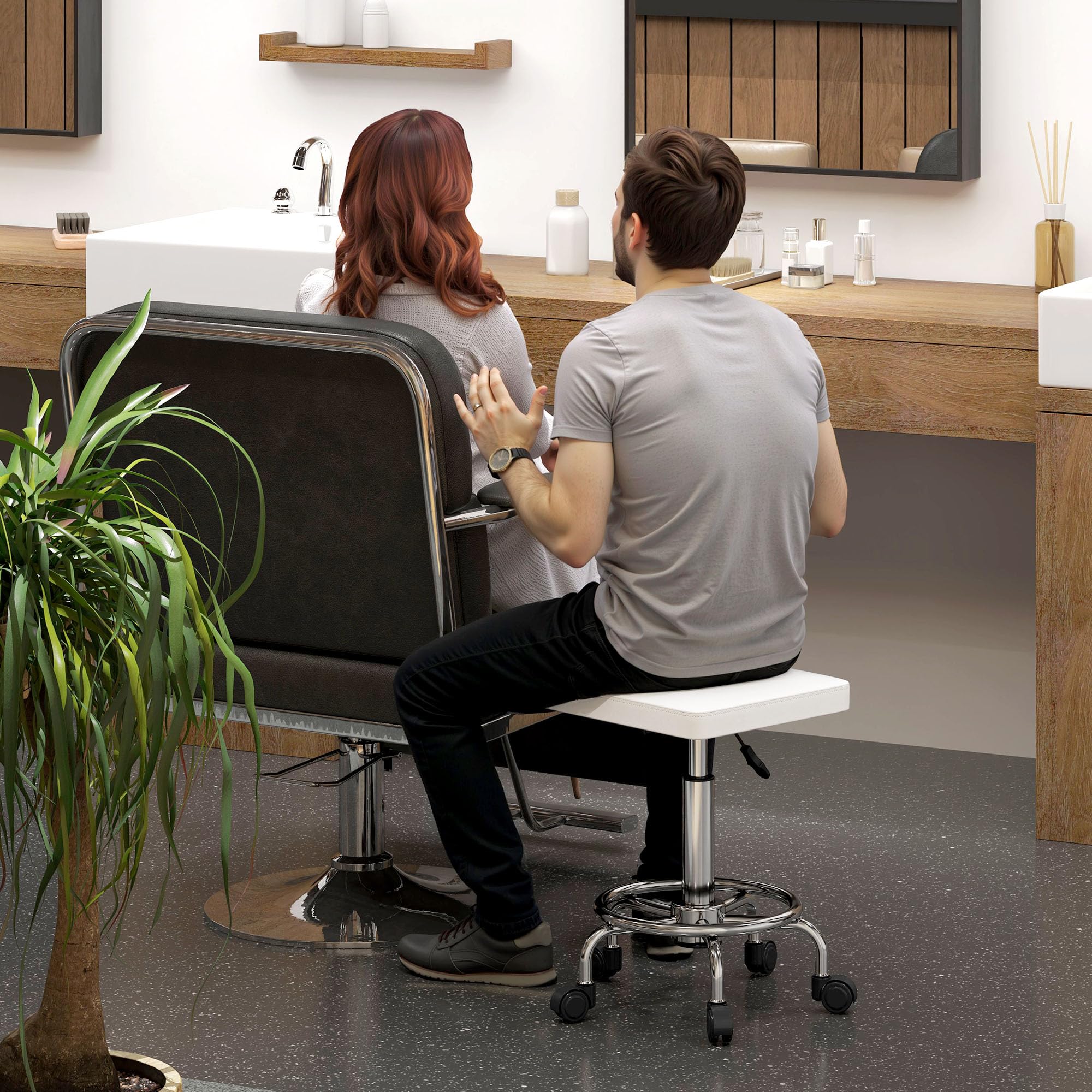 HOMCOM Taburete Giratorio Taburete con Ruedas Altura Regulable 50-66 cm Asiento Tapizado de Cuero Sintético Reposapiés para Salones y Talleres Blanco