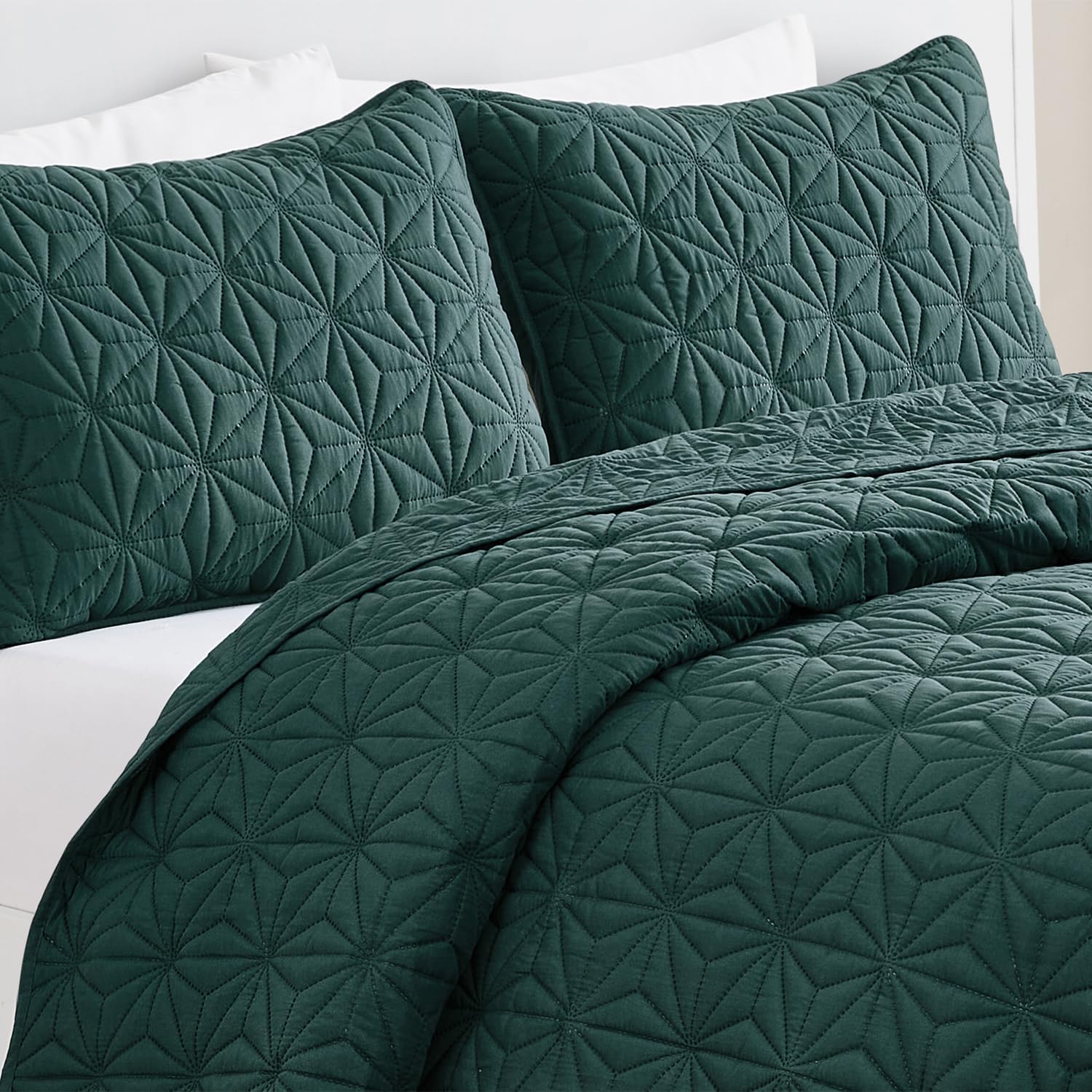 Full Green Microfiber Reversible Geometric Quilt Set
