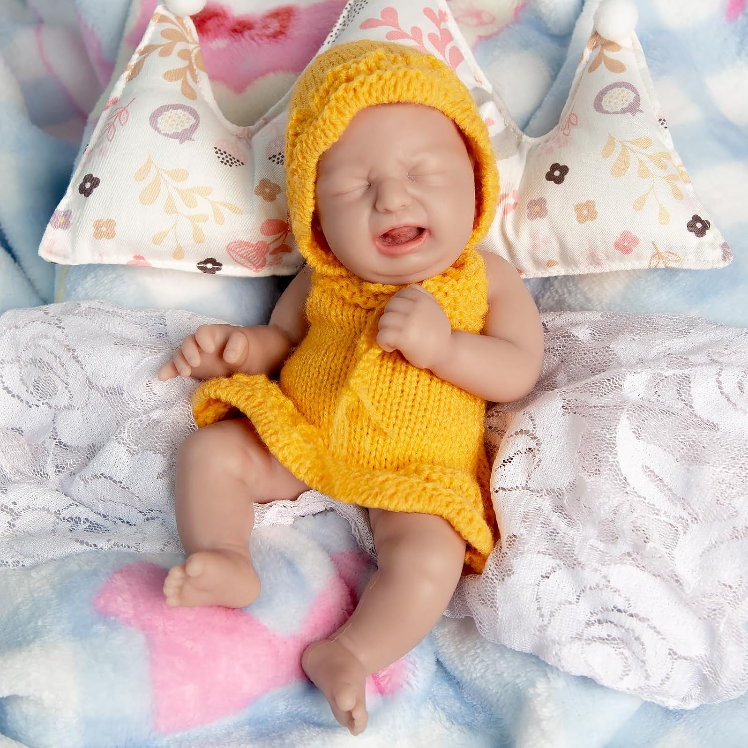 IVITA 8 inch Crying Mini Silicone Baby Dolls Weep Tiny Babies Washable Reality Babe Lifelike Realistic Infant with Feeding Kit & Gift Box