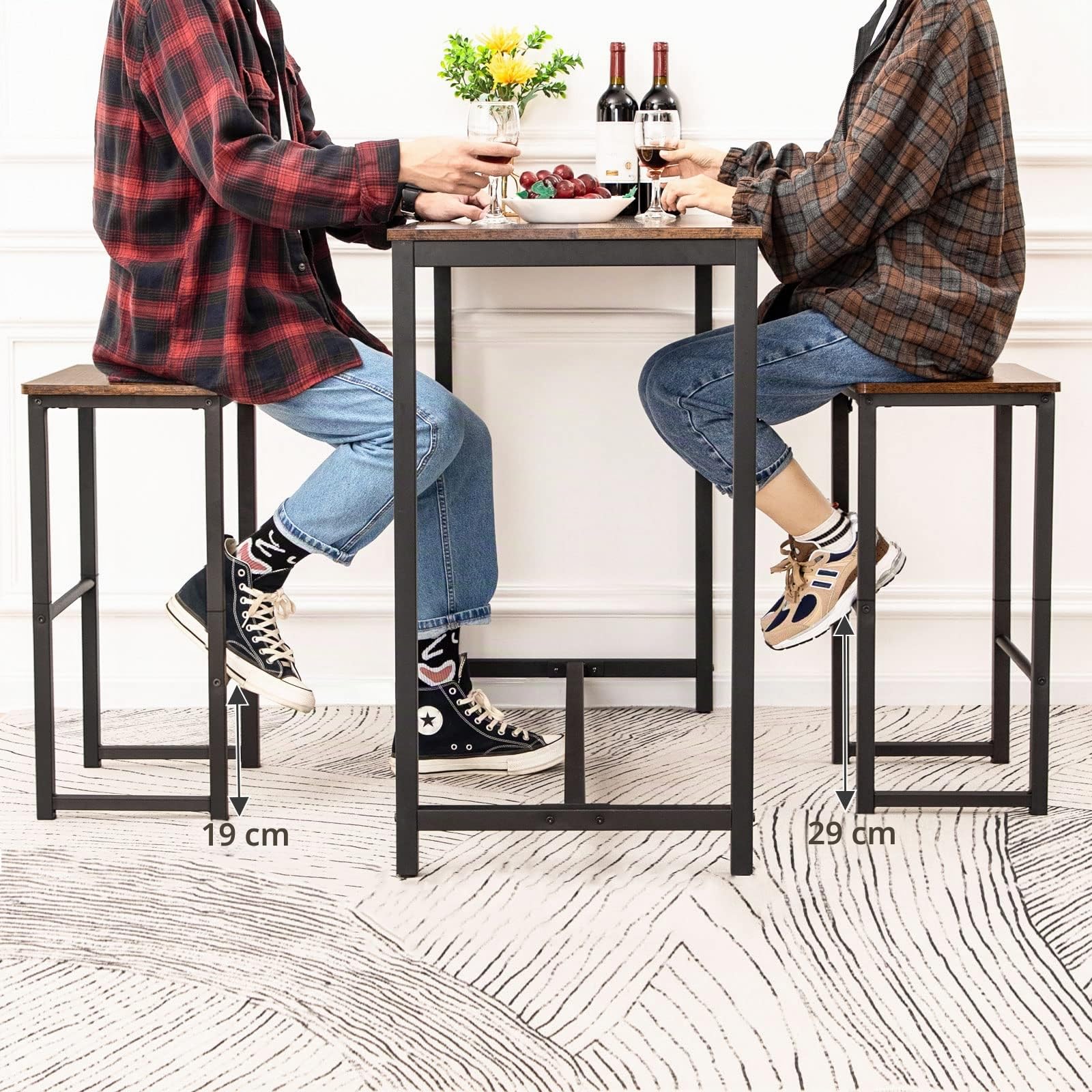 HOOBRO Taburete de Bar, Juego de Dos Taburetes de Bar, Taburetes de Cocina con Reposapiés de Diferente Altura, Estructura Metálica, Cantos Suaves, para Cocina, Comedor, Sala de Estar EBF34BY01