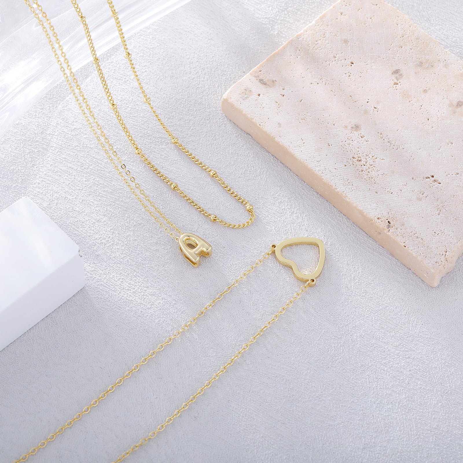 QYYZTQY Iniziale s per Donna 3 Pezzi Semplice Cuore d'oro alla con Lettera a Bolle Oro Semplice con Ciondolo Carino - Catena con Lettera dalla A alla Z, Regalo di gioielleria